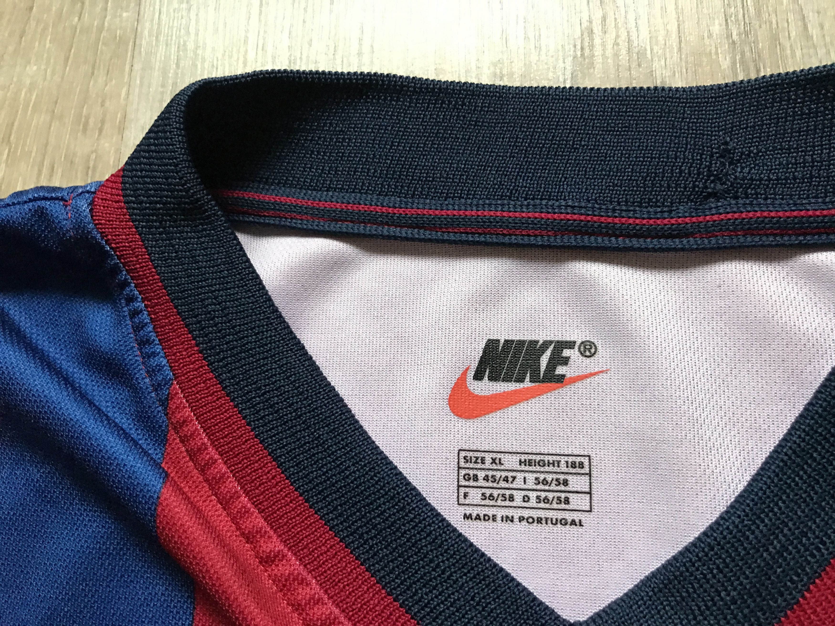 Nike Vintage Nike Barcelona Home Shirt 1998-1999 Size US XL / EU 56 / 4 - 7 Thumbnail