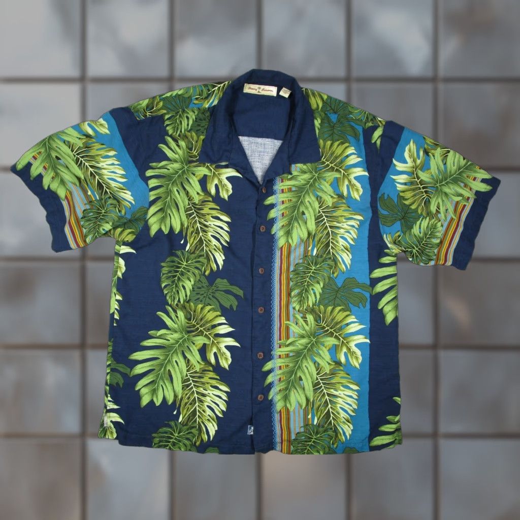 Tommy Bahama VINTAGE Tommy Bahama Shirt Mens XL Blue Silk Button Up Tropical Tiki Loop Collar Size US XL / EU 56 / 4 - 1 Thumbnail