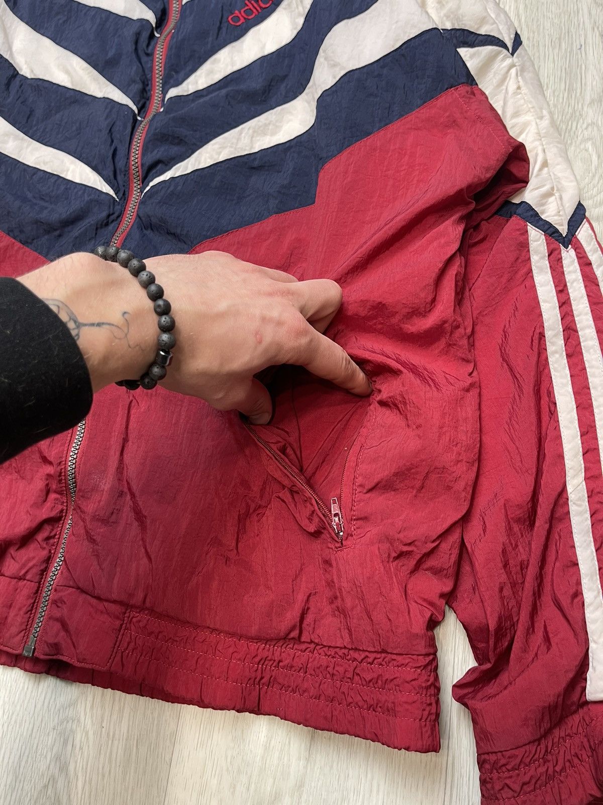 Adidas × Vintage Vintage Adidas Big Logo Light Jacket 90s Size US L / EU 52-54 / 3 - 8 Thumbnail