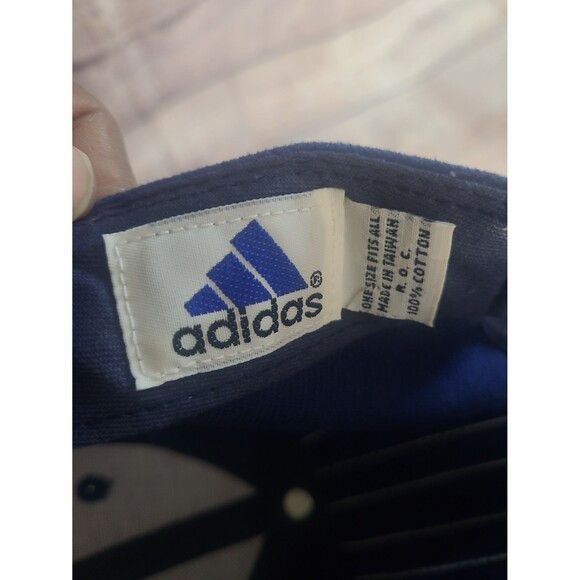 Adidas Vtg Adidas New York Yankees Baseball cap strapback Size ONE SIZE - 3 Thumbnail