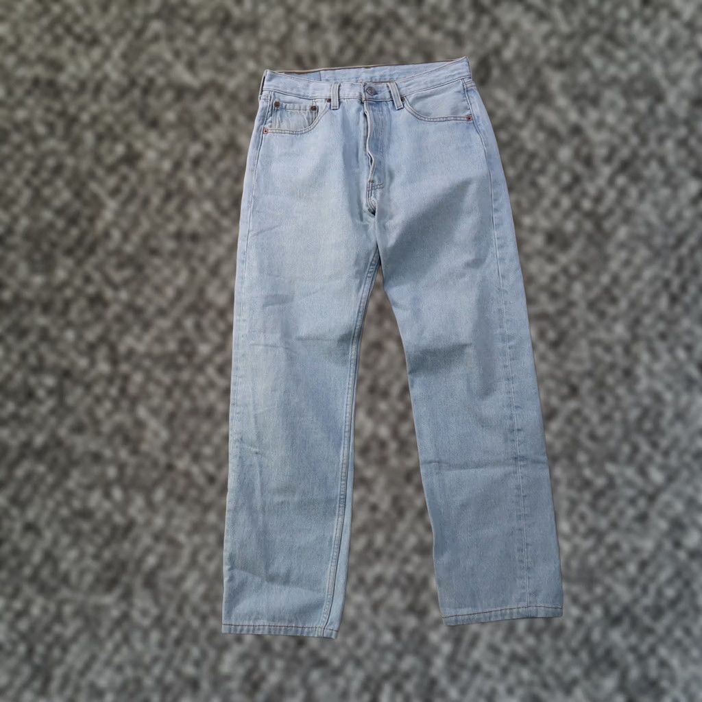 Levi's VINTAGE Levi's 501 Jeans Mens 30 Regular Blue Denim 5-Pocket USA 501 Series 90s USA Mens Size US 30 / EU 46 - 1 Thumbnail
