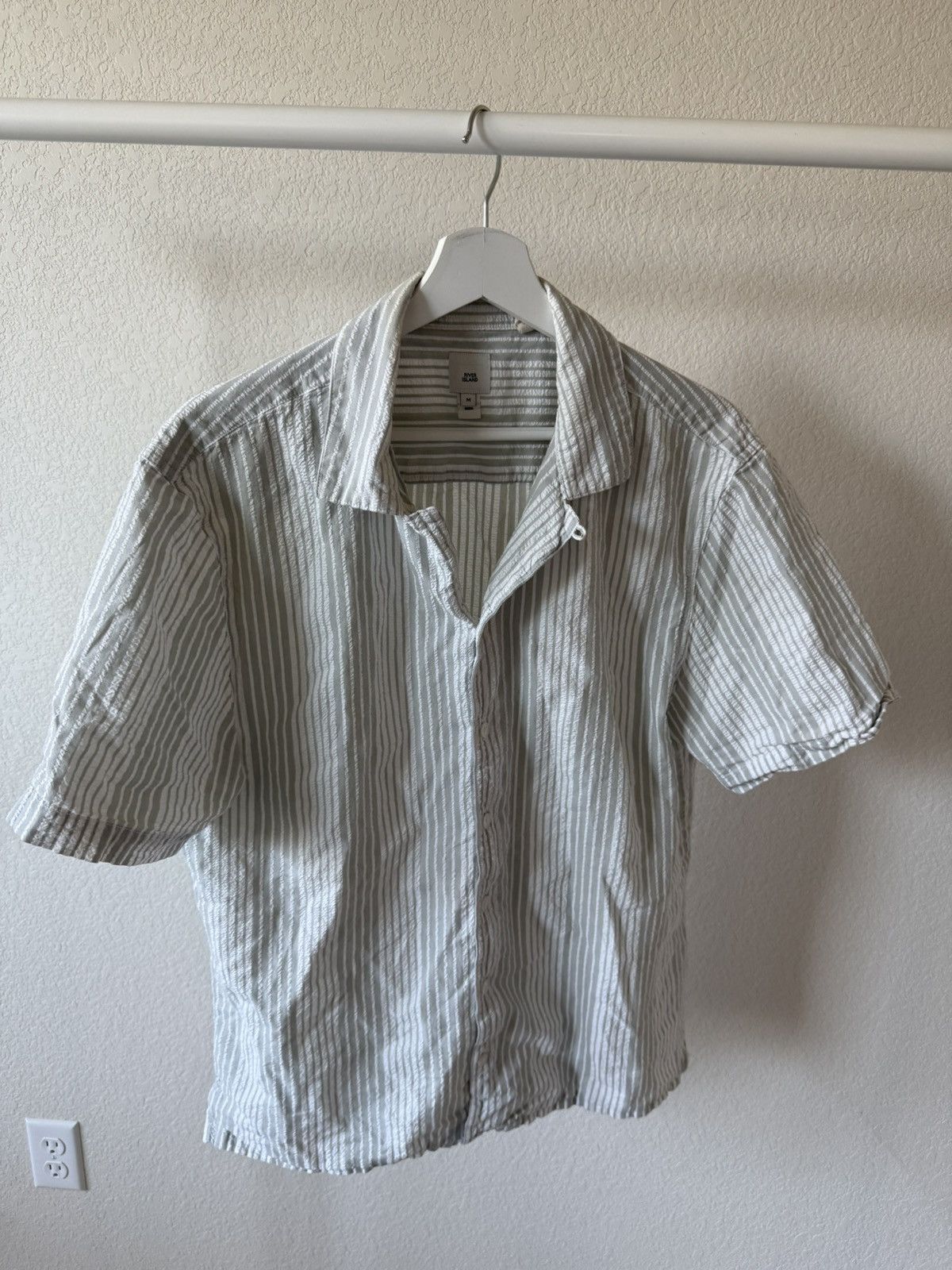River Island Camp Shirt Sand Green/White Size US M / EU 48-50 / 2 - 4 Thumbnail