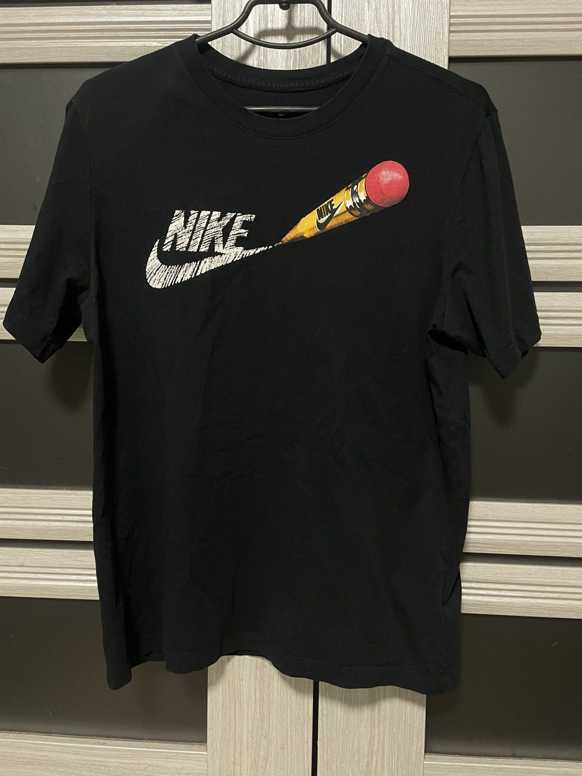 韓国限定【Lサイズ】①New Jeans ✖️NIKE Tシャツ NIKE NewJeans 韓国カスタムTシャツ Lサイズ ナイキの通販 by