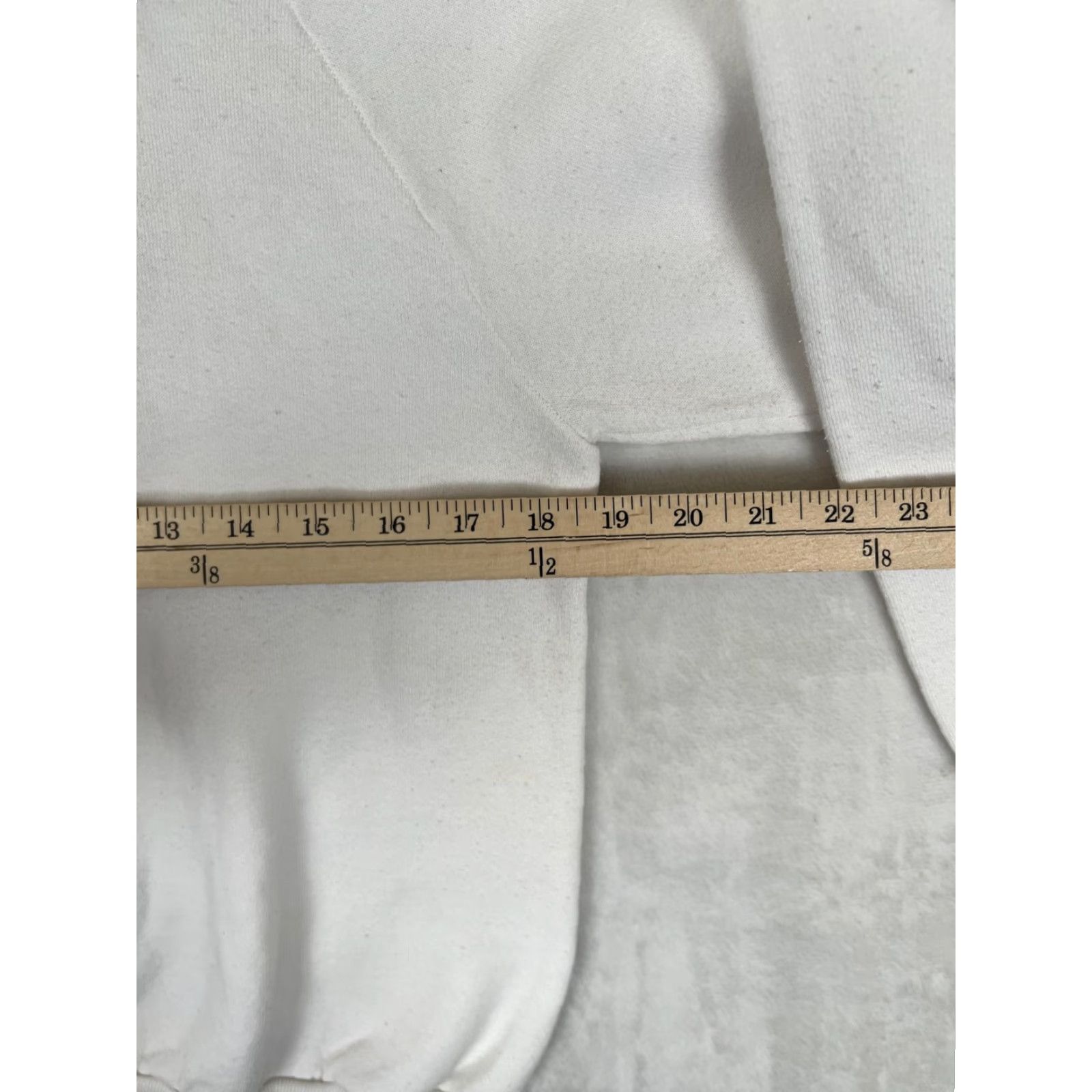 Fruit Of The Loom VINTAGE Doerr Crest Sweatshirt Mens M White Fleece Made in USA 90s Size US M / EU 48-50 / 2 - 7 Thumbnail