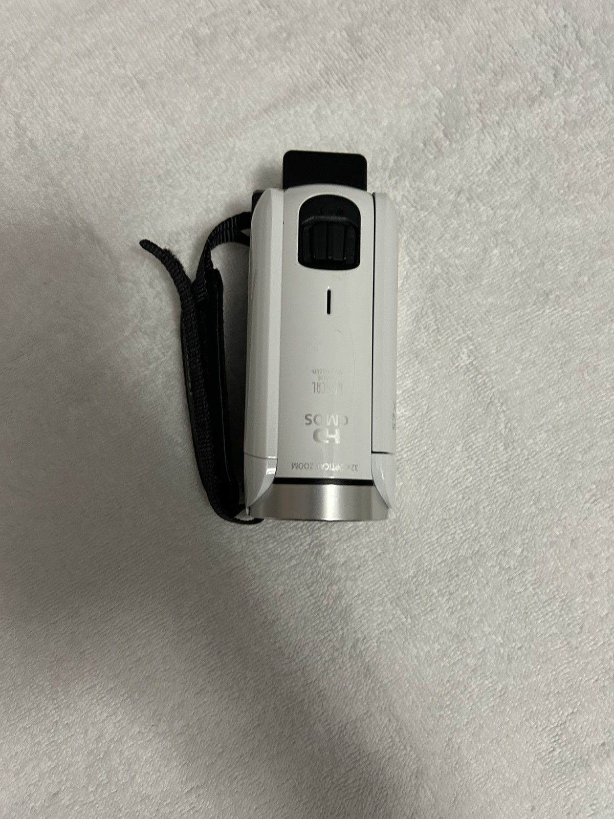 Canon Digital camera ( Canon Vixia HF R600 Camcorder) Size ONE SIZE - 1 Thumbnail
