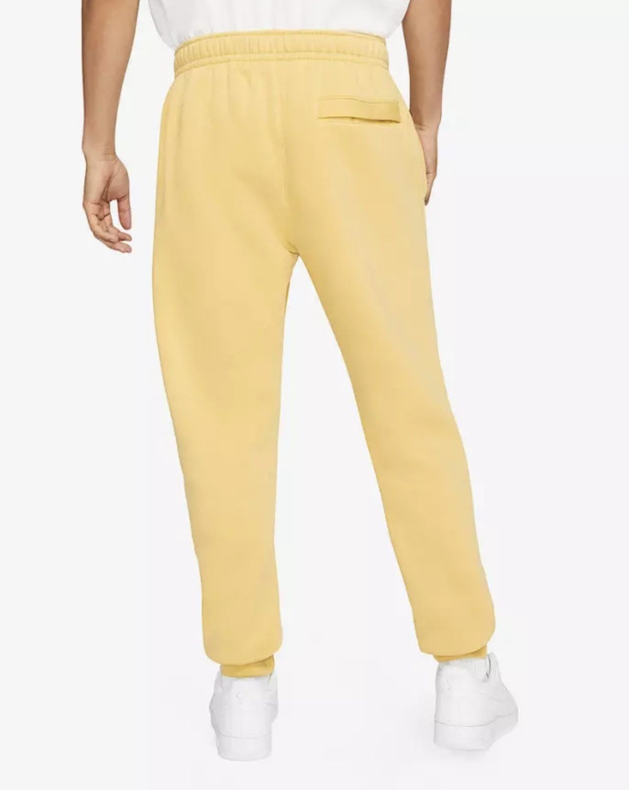 Nike Nike Sportswear Club Fleece Jogger Pants Yellow Size US 34 / EU 50 - 2 Thumbnail