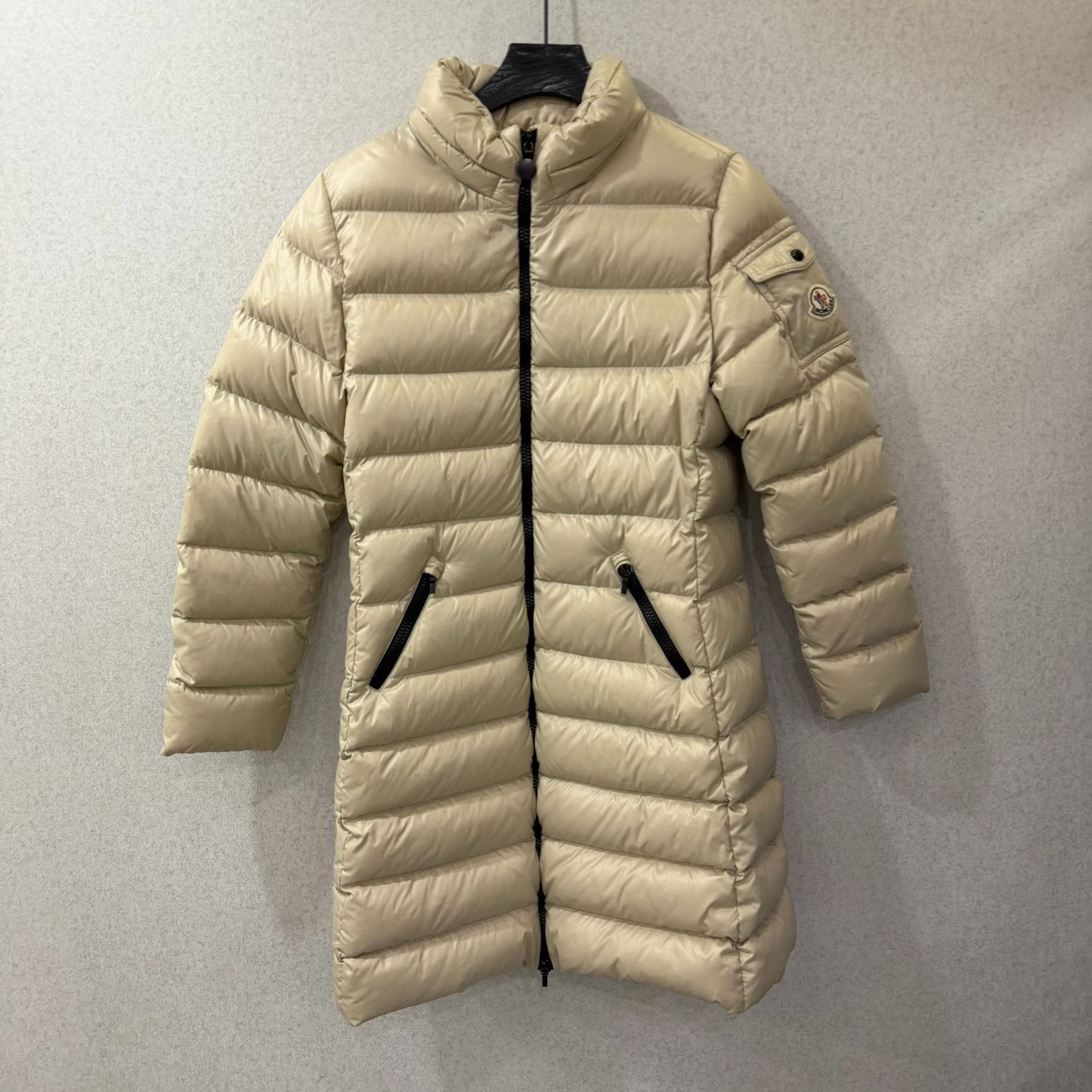 Moncler Moncler Down Long Gray Down Jacket XS Women Size XS / US 0-2 / IT 36-38 - 1 Thumbnail