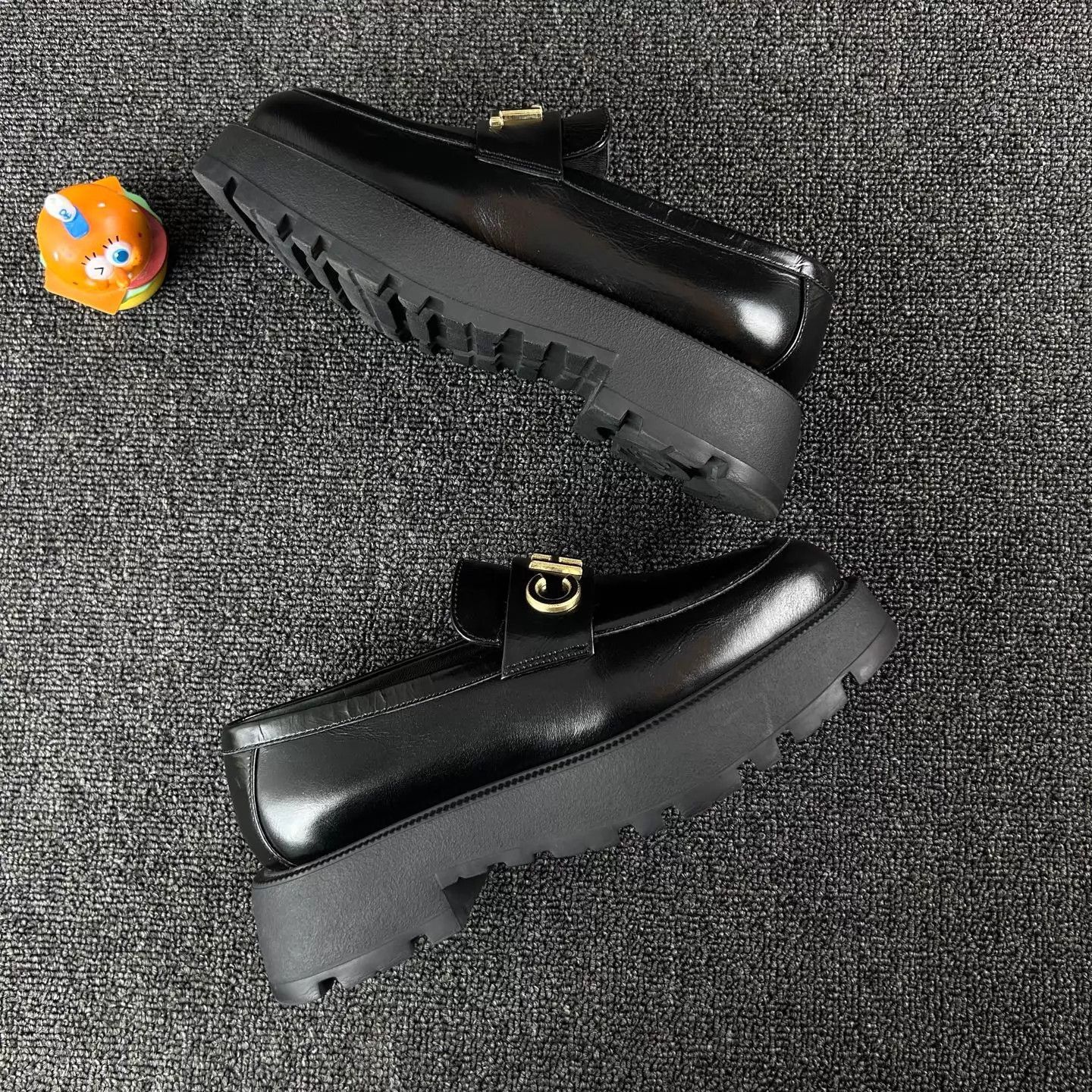 Chanel Chanel 24b Platform Loafer Black 36 Classic Metal Buckle Size US 5.5 / IT 35.5 - 4 Thumbnail