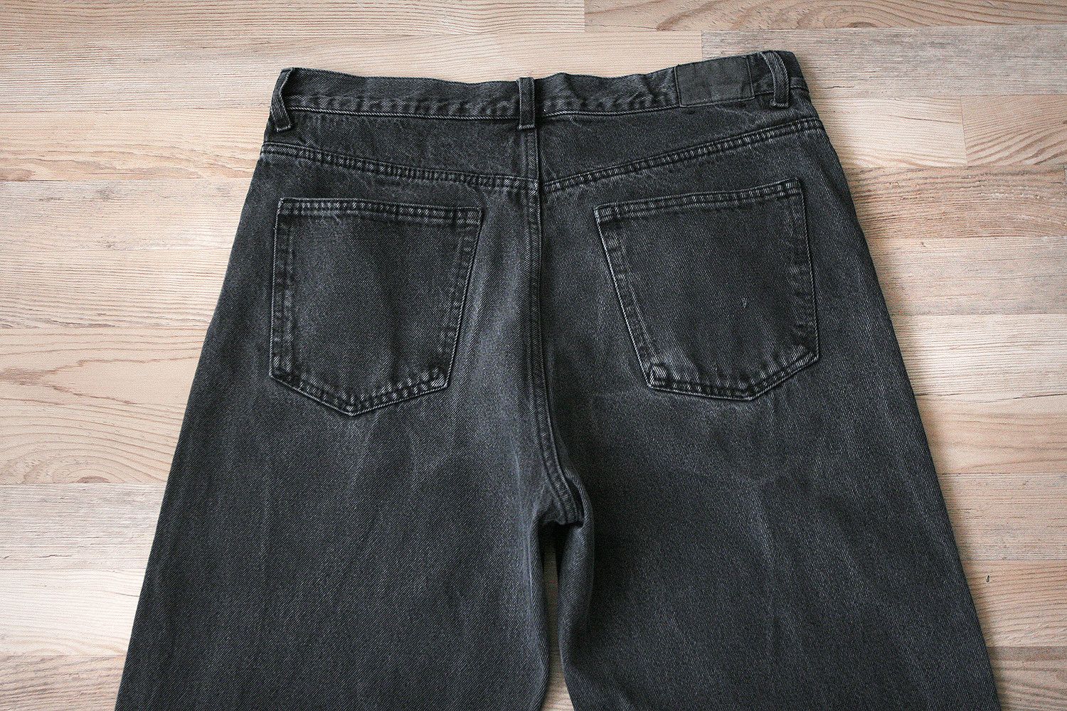 Weekday Weekday Galaxy Loose Baggy Jeans Skater wide leg y2k Washed Size US 31 - 5 Thumbnail