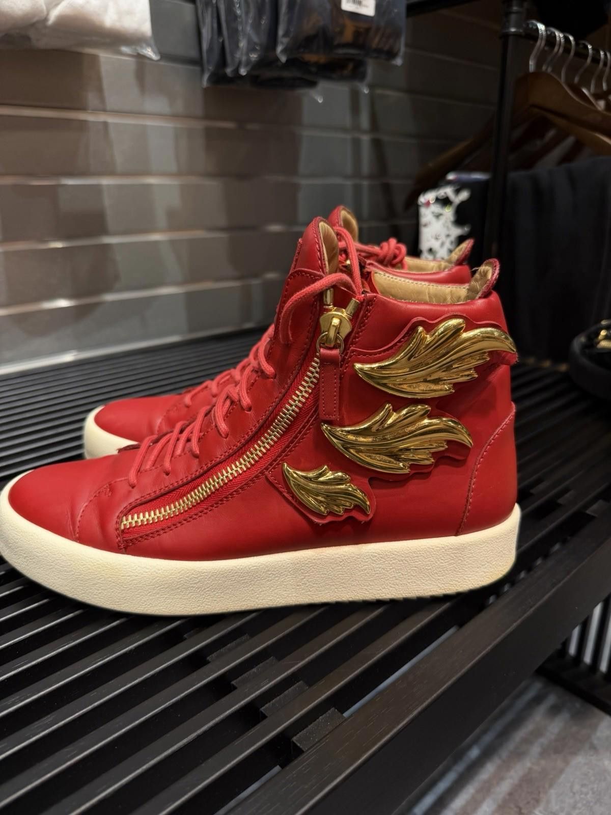 Giuseppe Zanotti Giuseppe Zanotti Size 44EU/11US Red Leather Wings Sneakers Size US 11 / EU 44 - 8 Thumbnail
