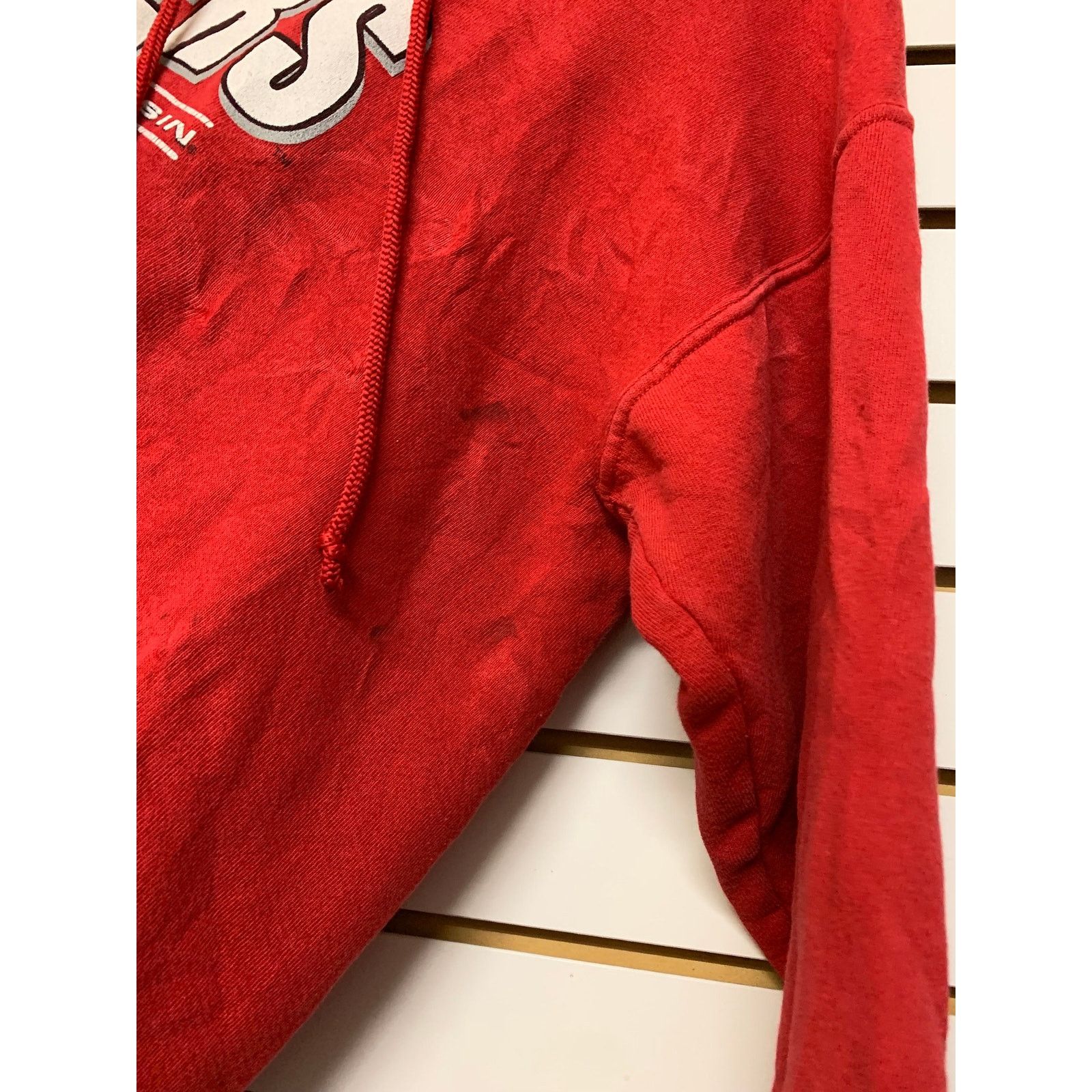 Gildan Vintage Wisconsin Badgers hoodie Sweatshirt size large 1990s Size US L / EU 52-54 / 3 - 5 Thumbnail