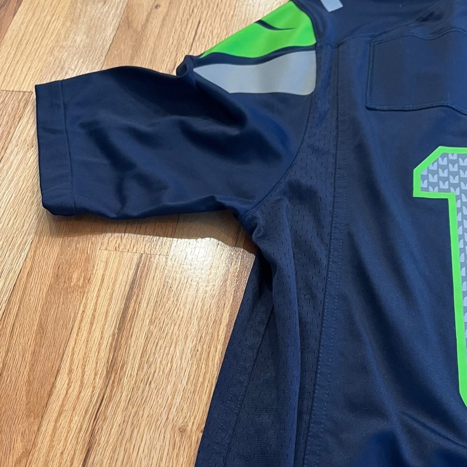 Nike Men’s Nike Seattle Seahawks Navy 12th Man Jersey, medium Size US M / EU 48-50 / 2 - 9 Thumbnail