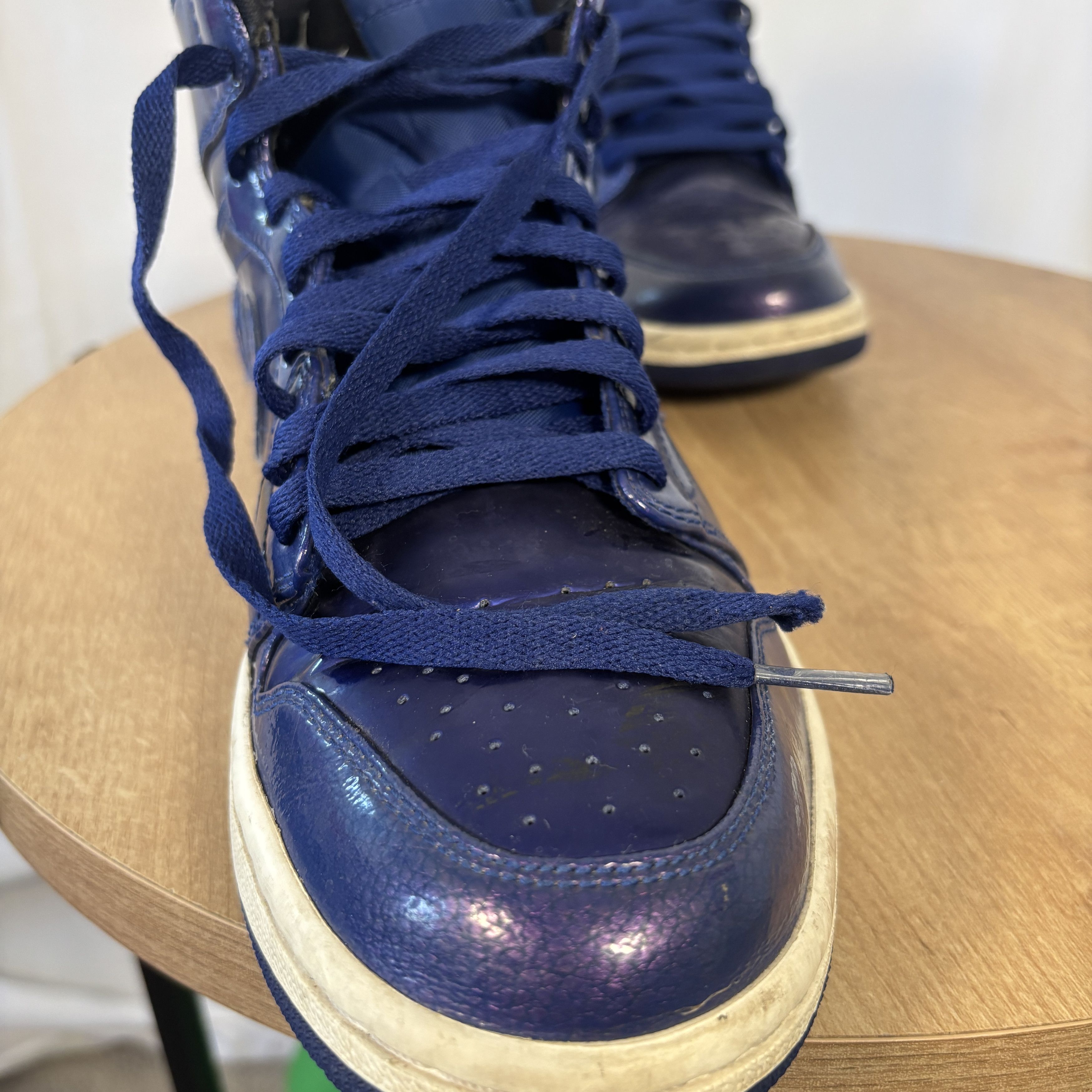 Jordan Brand Nike Air Jordan 1 High Retro Deep Royal 2016 9.5M USED Size US 9.5 / EU 42-43 - 5 Thumbnail