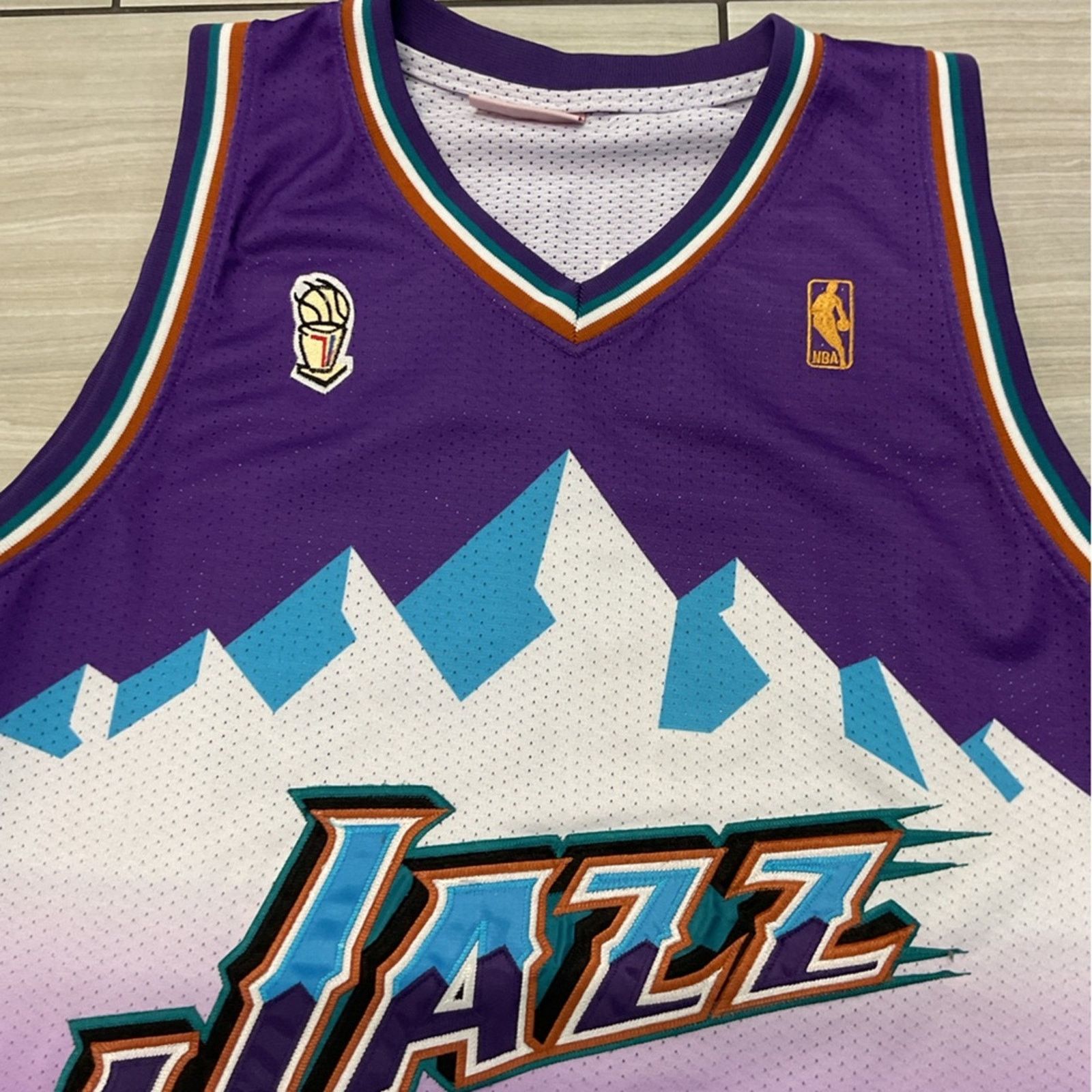 Mitchell & Ness Mitchell & Ness Utah Jazz Jersey #32 Malone Size US S / EU 44-46 / 1 - 5 Thumbnail