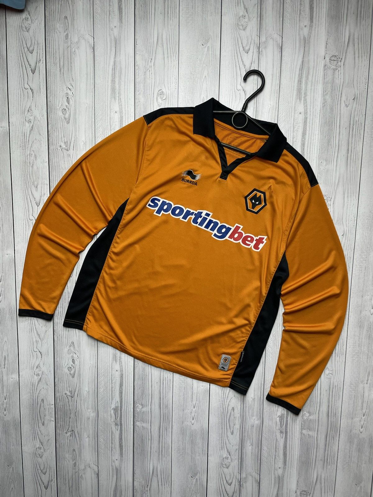 Vintage Vintage wolves soccer jersey Wolverhampton size M Long sleev Size US M / EU 48-50 / 2 - 1 Thumbnail