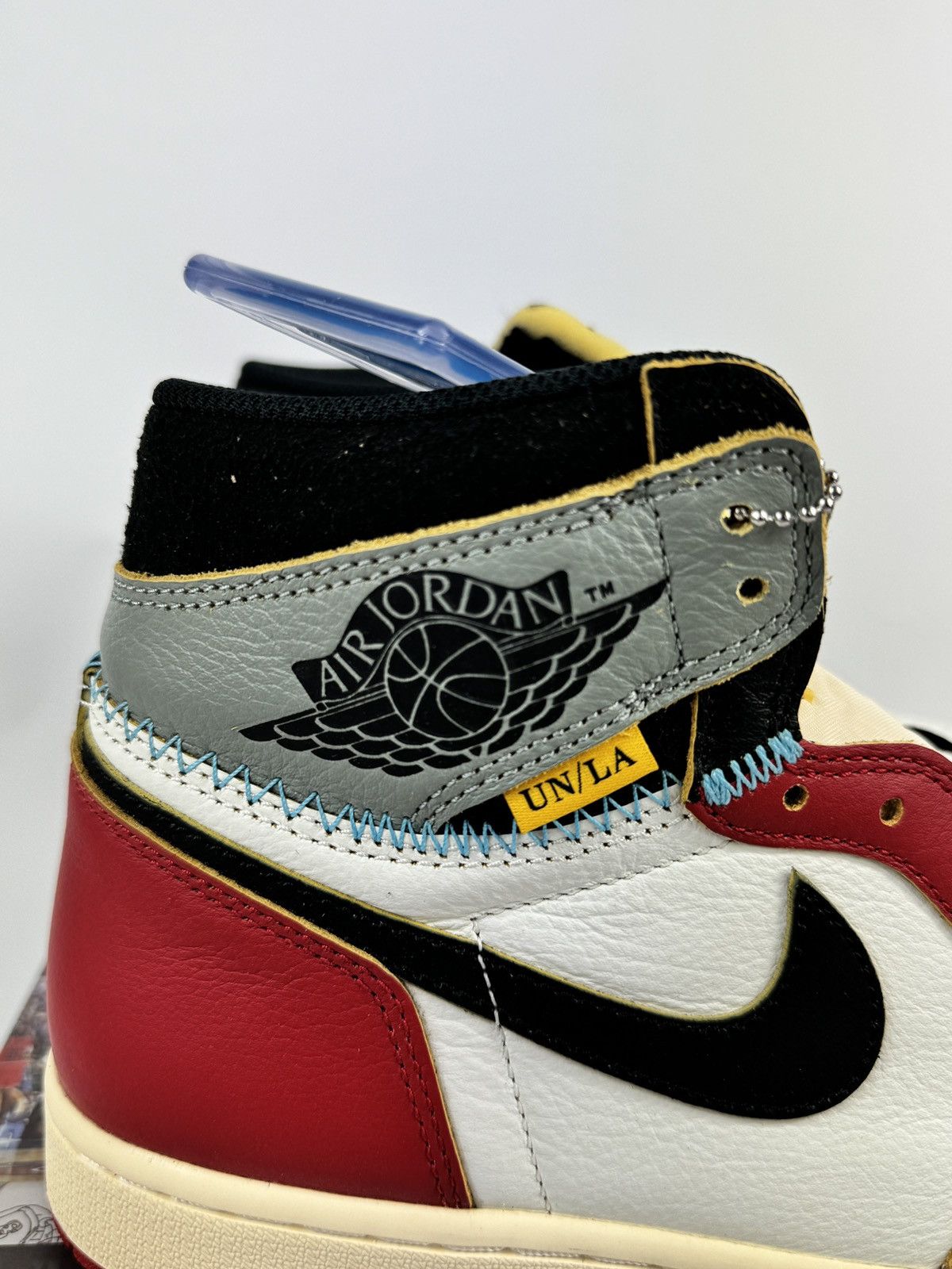 Jordan Brand AIR JORDAN 1 RETRO HIGH TOP SNEAKERS Size US 10 / EU 43 - 3 Thumbnail