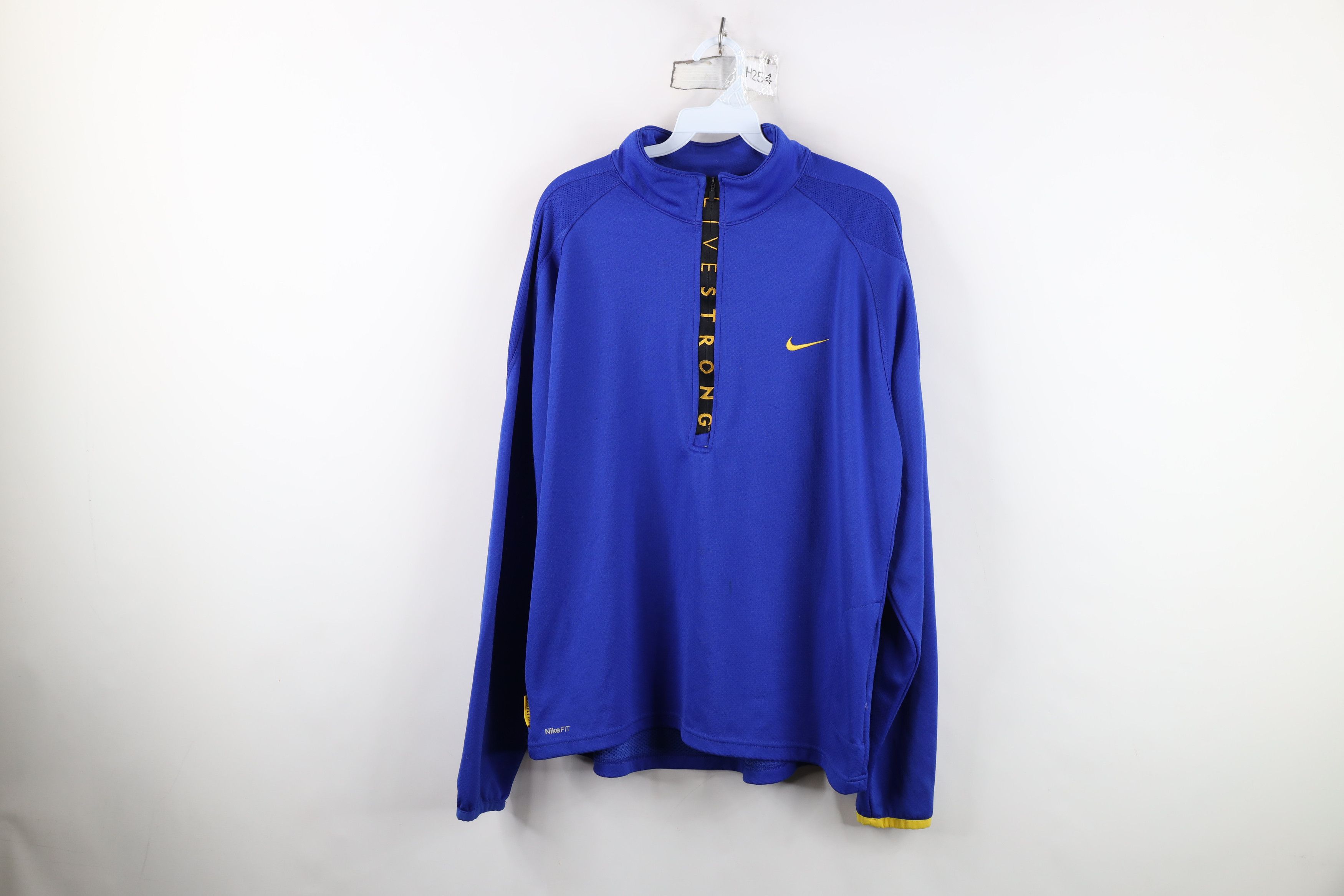 Nike Vintage Nike Livestrong Thermal Knit Pullover Top Jacket Size US XL / EU 56 / 4 - 1 Thumbnail