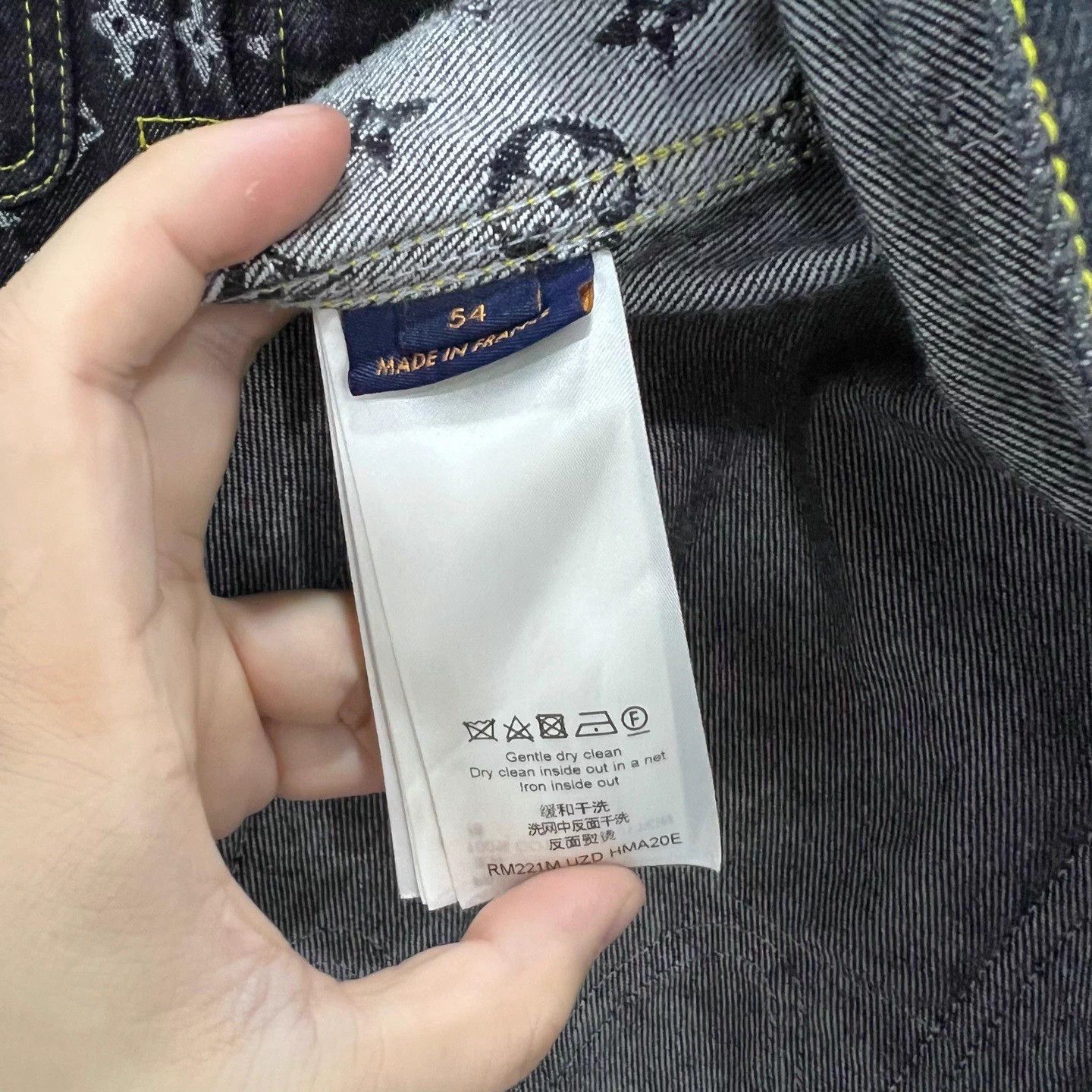 Louis Vuitton Louis Vuitton Deconstructed Monogram Denim Jacket Size US L / EU 52-54 / 3 - 5 Thumbnail