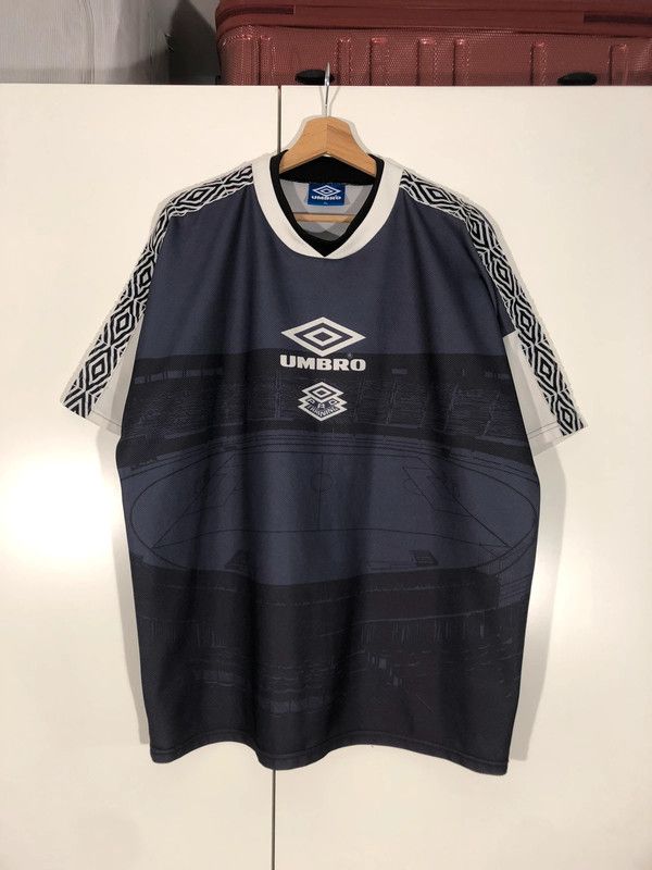 Soccer Jersey Umbro Umbro 90s pro training vintage football shirt XL Grailed