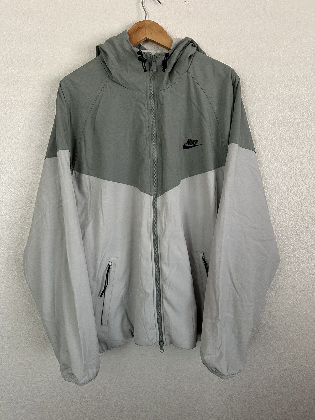 image of Nike Sportswear Therma Fit Tech Utility Woven Jacket in Green, Men's (Size 2XL)