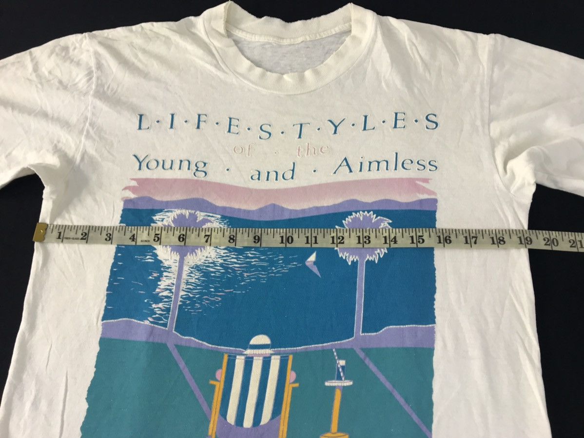 Mostly Heard Rarely Seen Lifestyle Young And Aimless Hawaii Kaui Maui Sourvenir Tee Size US M / EU 48-50 / 2 - 5 Thumbnail