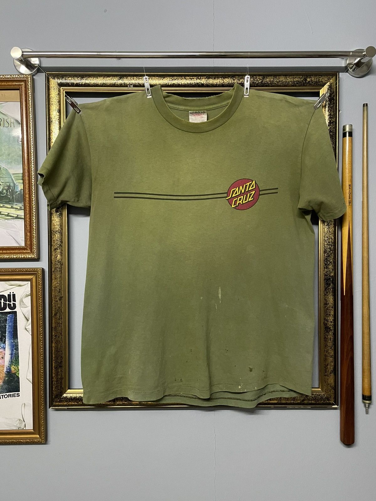 Santa Cruz Skateboards Og 1990s Single Stitch Santa Cruz Sunfaded Distressed Tshirt Size US L / EU 52-54 / 3 - 1 Thumbnail