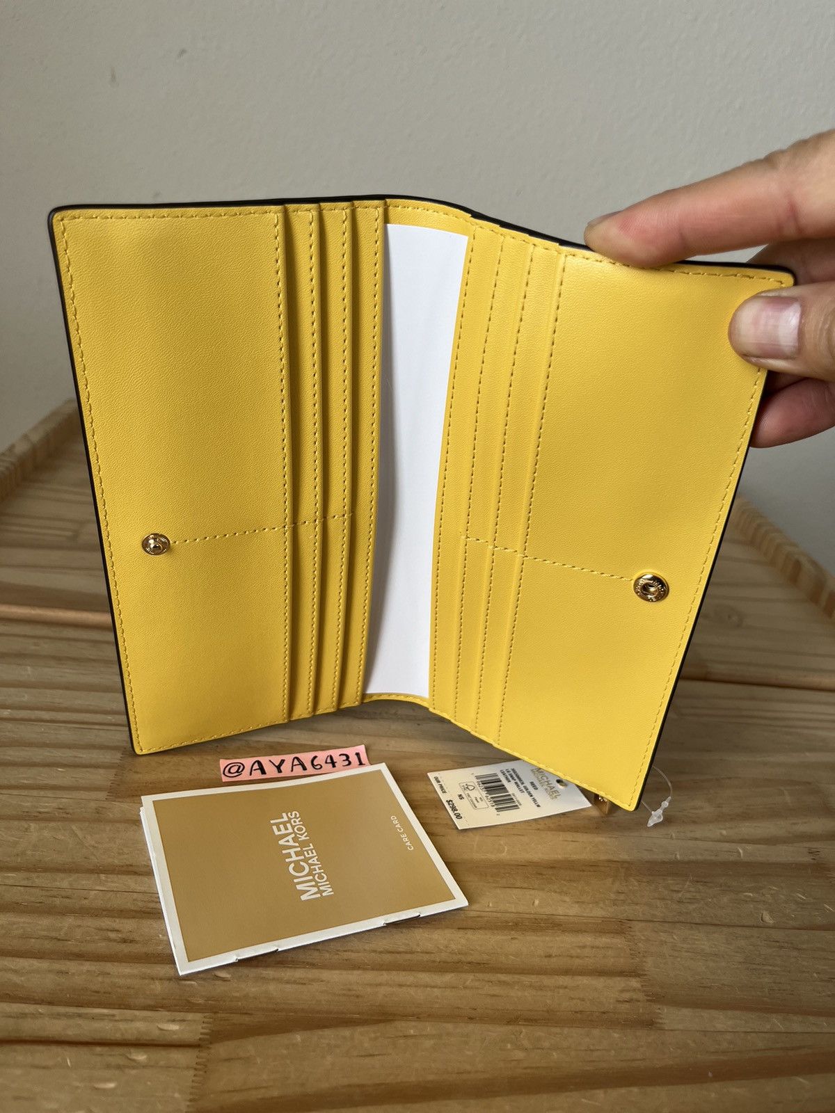Michael Kors Michael Kors Wallet Size ONE SIZE - 5 Thumbnail