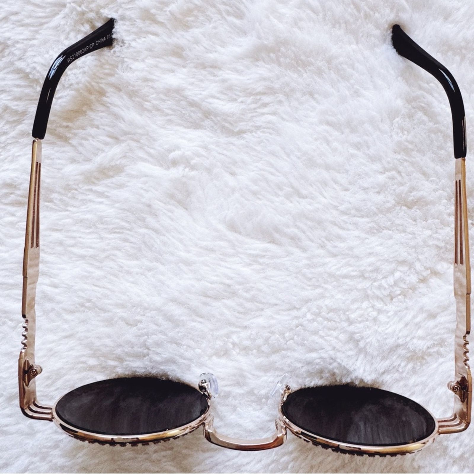 Other Kate Black Round Sunglasses Size ONE SIZE - 4 Thumbnail