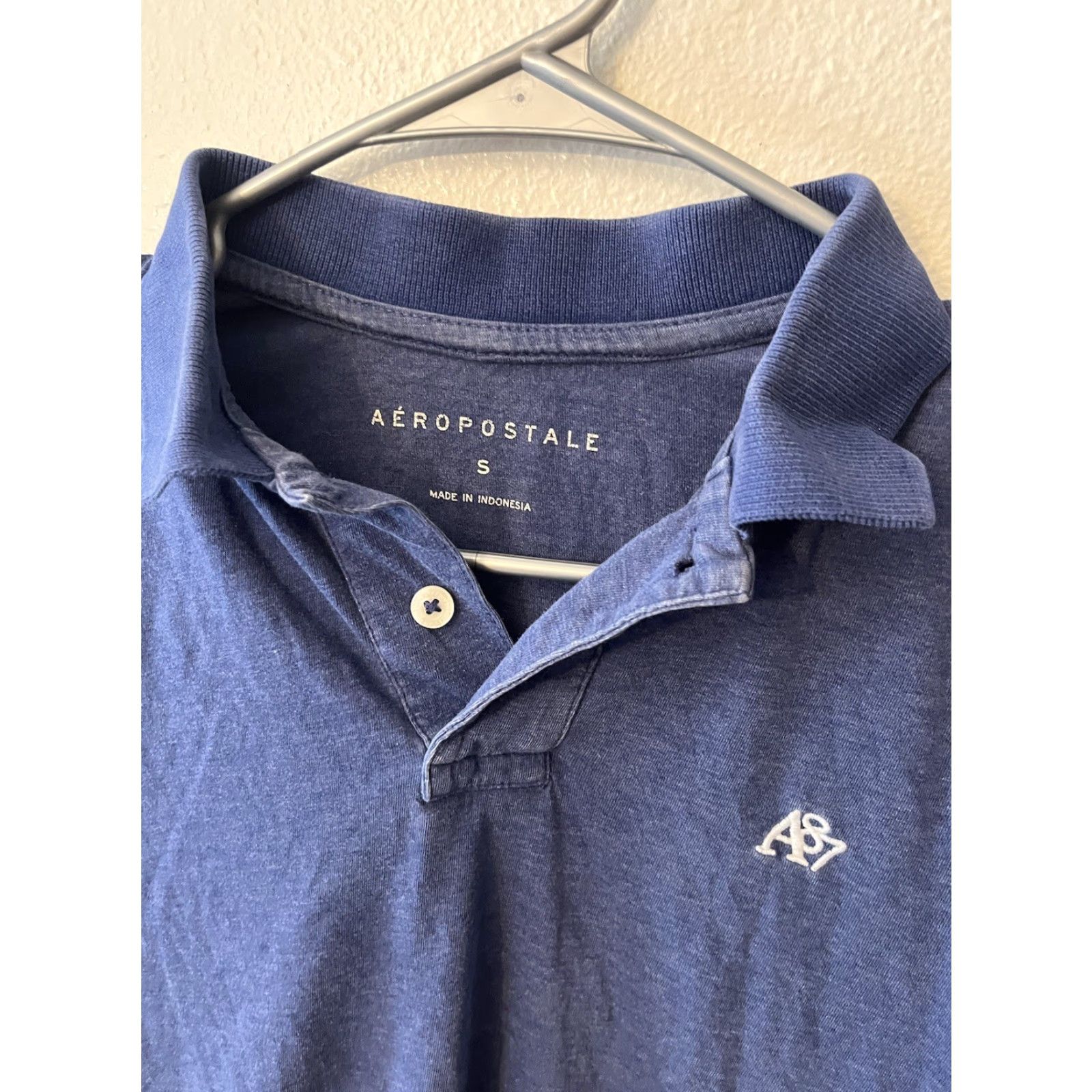 Aeropostale Aeropostale Polo Shirt Mens Small Blue Short Sleeve Preppy Collar Casual Solid Polo Shirt S Mens Size US S / EU 44-46 / 1 - 3 Thumbnail