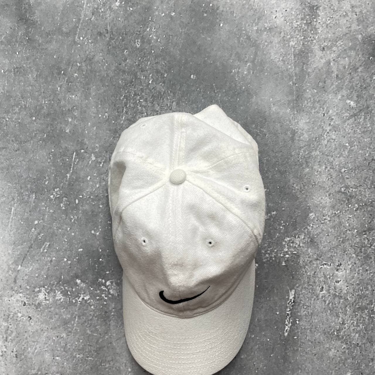 Nike × Vintage Vintage 2000s Nike Baseball Cap White OS Size ONE SIZE - 8 Thumbnail