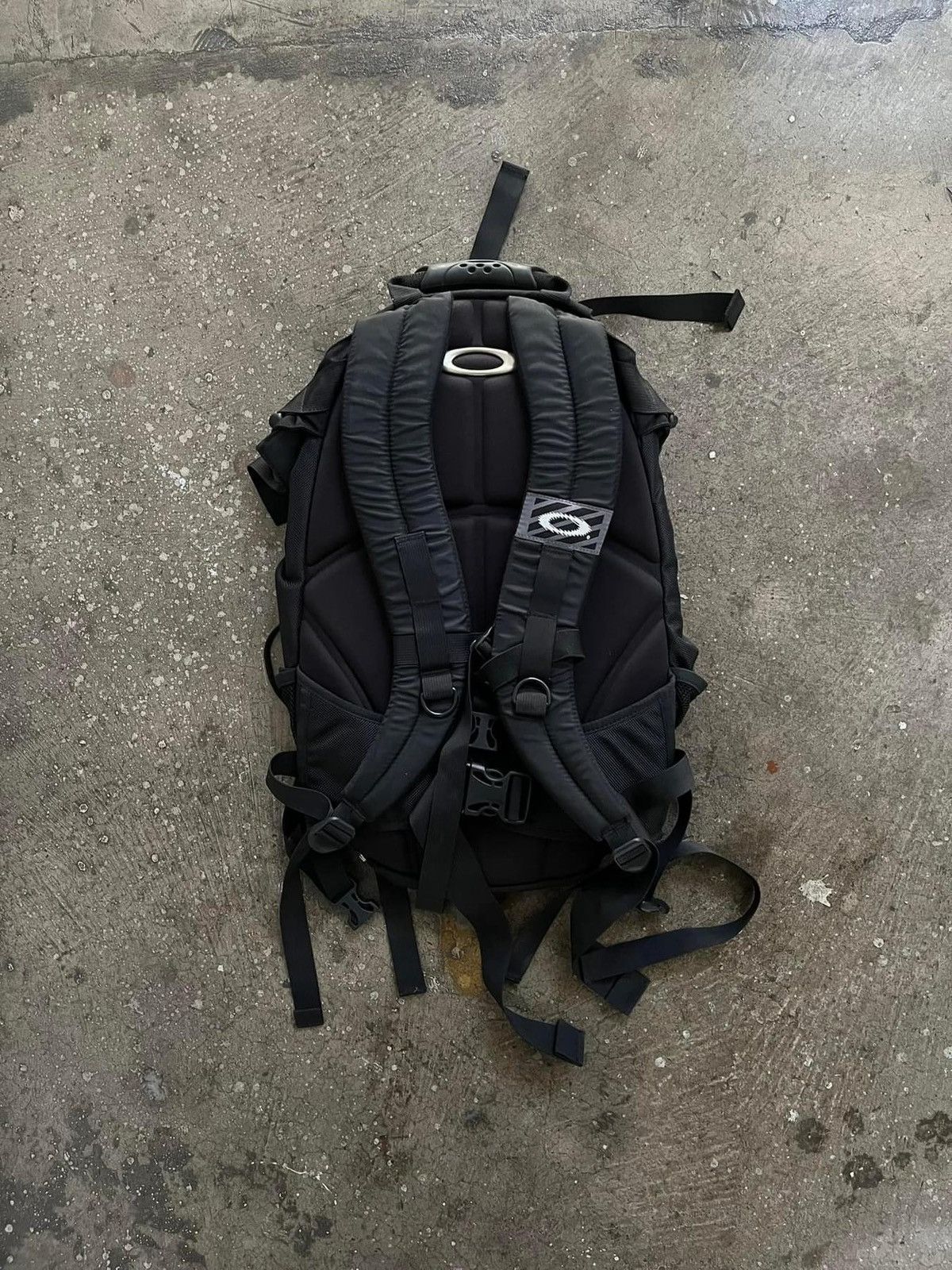 Oakley × Vintage Vintage Oakley Icon Backpack tactical layer Palace rare y2k Size ONE SIZE - 3 Thumbnail