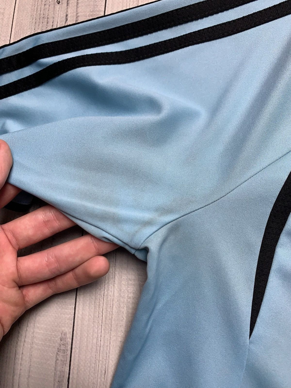 Adidas × Vintage Vintage adidas New Castle United soccer jersey blue away M Size US M / EU 48-50 / 2 - 3 Thumbnail