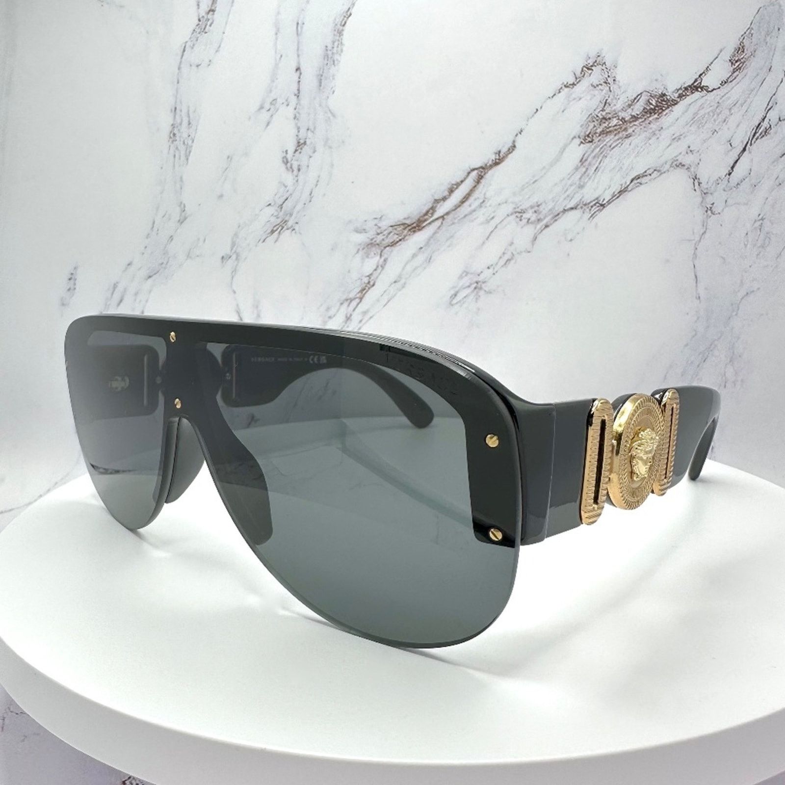 Versace New VERSACE Sunglasses Black Gold Shield Mask Medusa Logo Size ONE SIZE - 3 Thumbnail