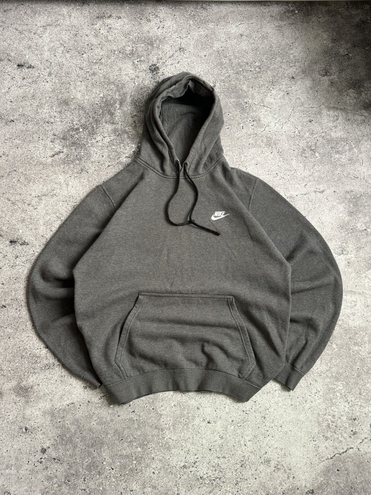 Nike × Vintage Vintage Nike Y2K oversized distressed hoodie Size US L / EU 52-54 / 3 - 2 Thumbnail