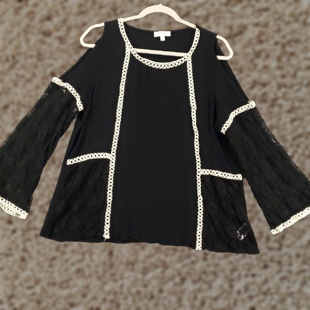 Vintage Womens Blouse Tunic Lace Top Black Floral Lace Accents Lightweight Size L Bohemian Western Casual Long Sleeve Round Neck Pullover Cotton Polyester Size L / US 10 / IT 46 - 1 Thumbnail