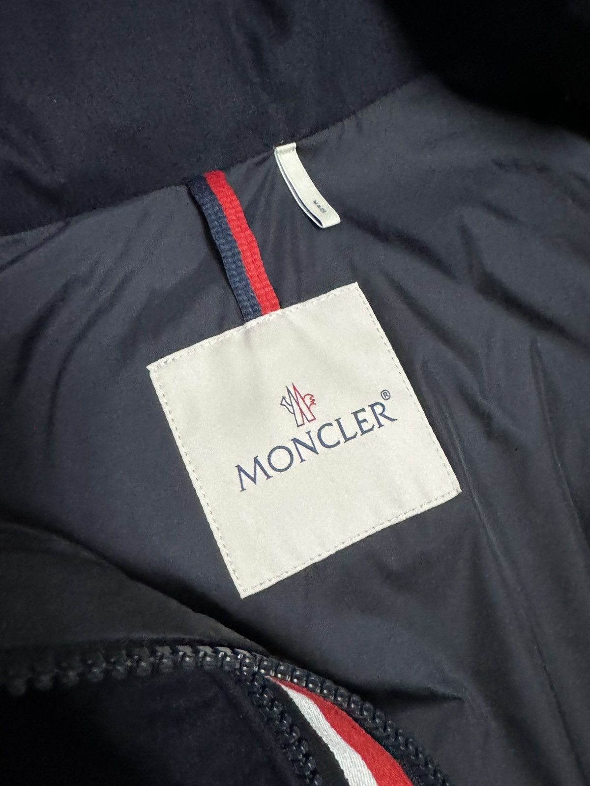 Moncler Moncler puff down jacket navy Size US S / EU 44-46 / 1 - 4 Thumbnail