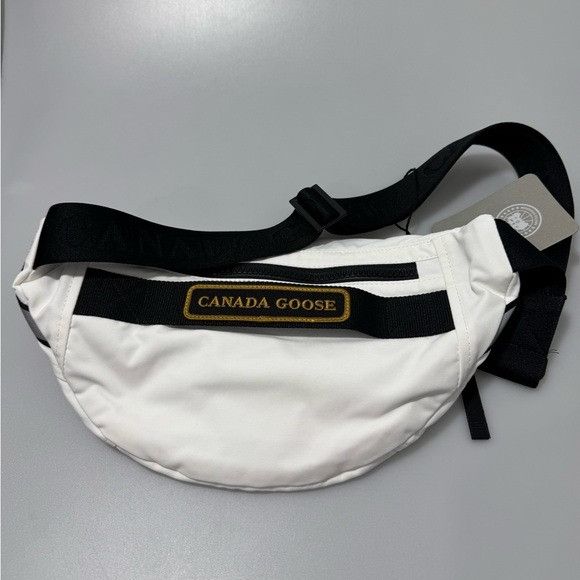 Canada Goose Canada Goose White Waist Belt Bag Crossbody Size ONE SIZE - 4 Thumbnail