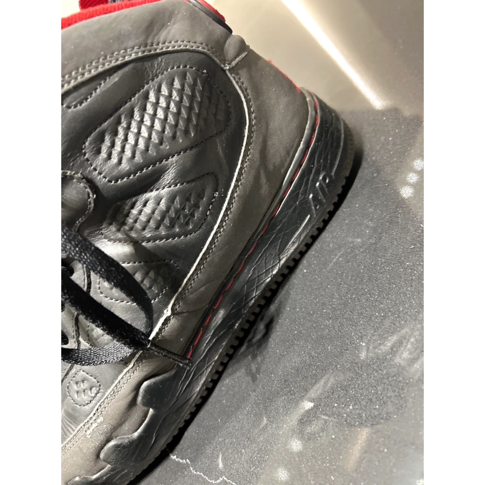 Nike VINTAGE Air Jordan 10 Fusion Charcoal Size 9 Mens Nike Retro Black Red AF1 352753-061 Sneaker Mens Size US 9 / EU 42 - 4 Thumbnail