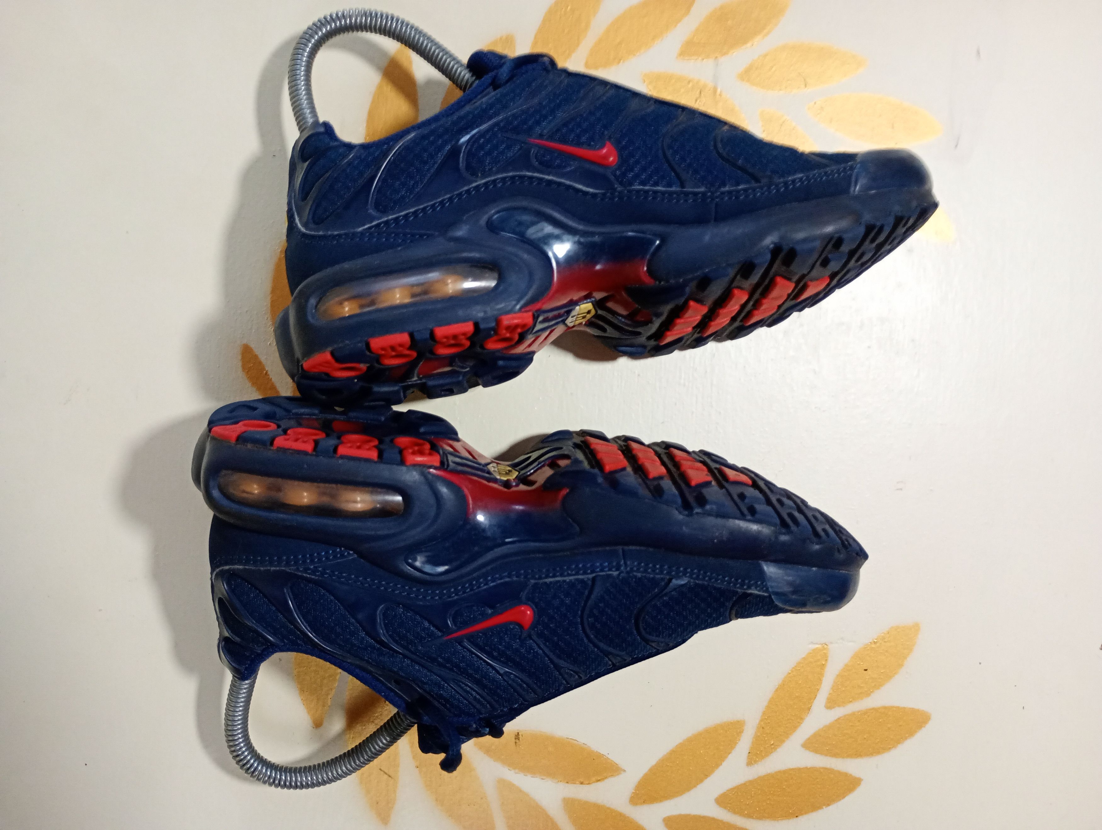 Nike Nike Air Max Plus GS Tn Sneakers 655020-464 Size US 4.5 / IT 34.5 - 13 Thumbnail