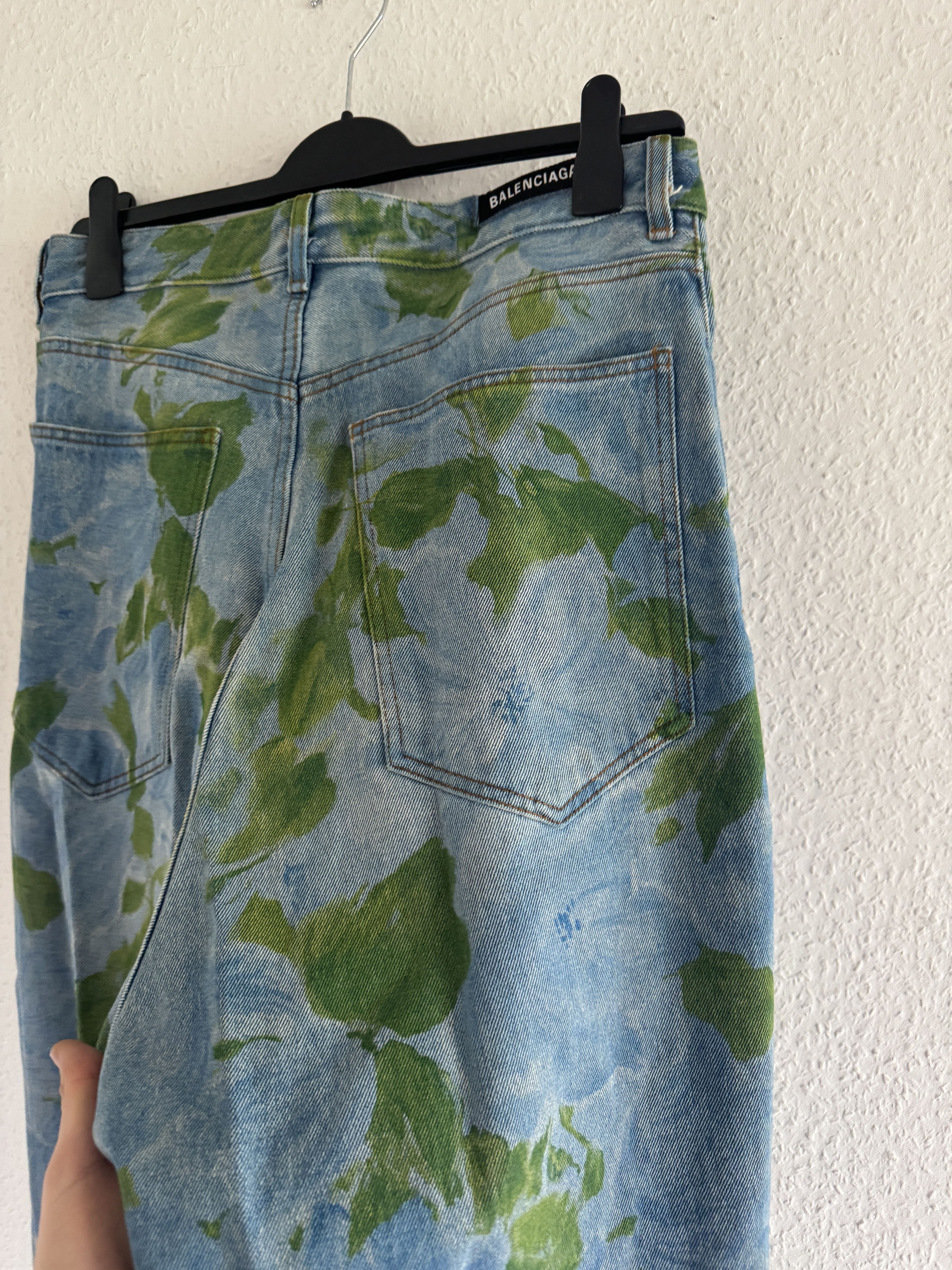 Balenciaga Oversized Earth Print Denim Jeans Size US 30 / EU 46 - 11 Thumbnail