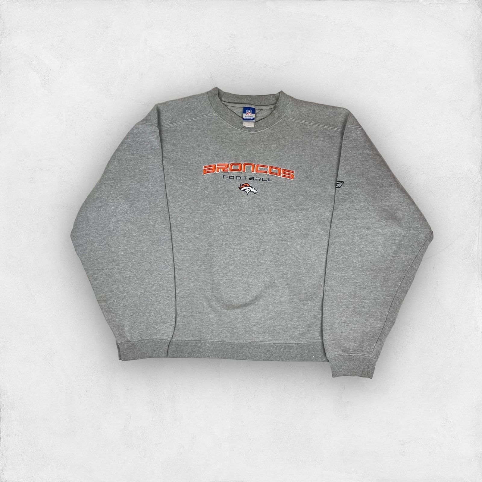 NFL × Reebok × Vintage Reebok Men Heather Gray Denver Broncos Football Sweatshirt Size US XL / EU 56 / 4 - 1 Thumbnail
