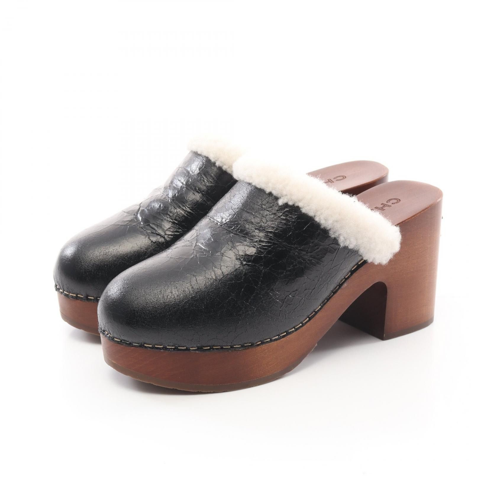 Chanel Chanel G35368 Sheepskin Mules Leather Shoes G35368 in Black, Women's