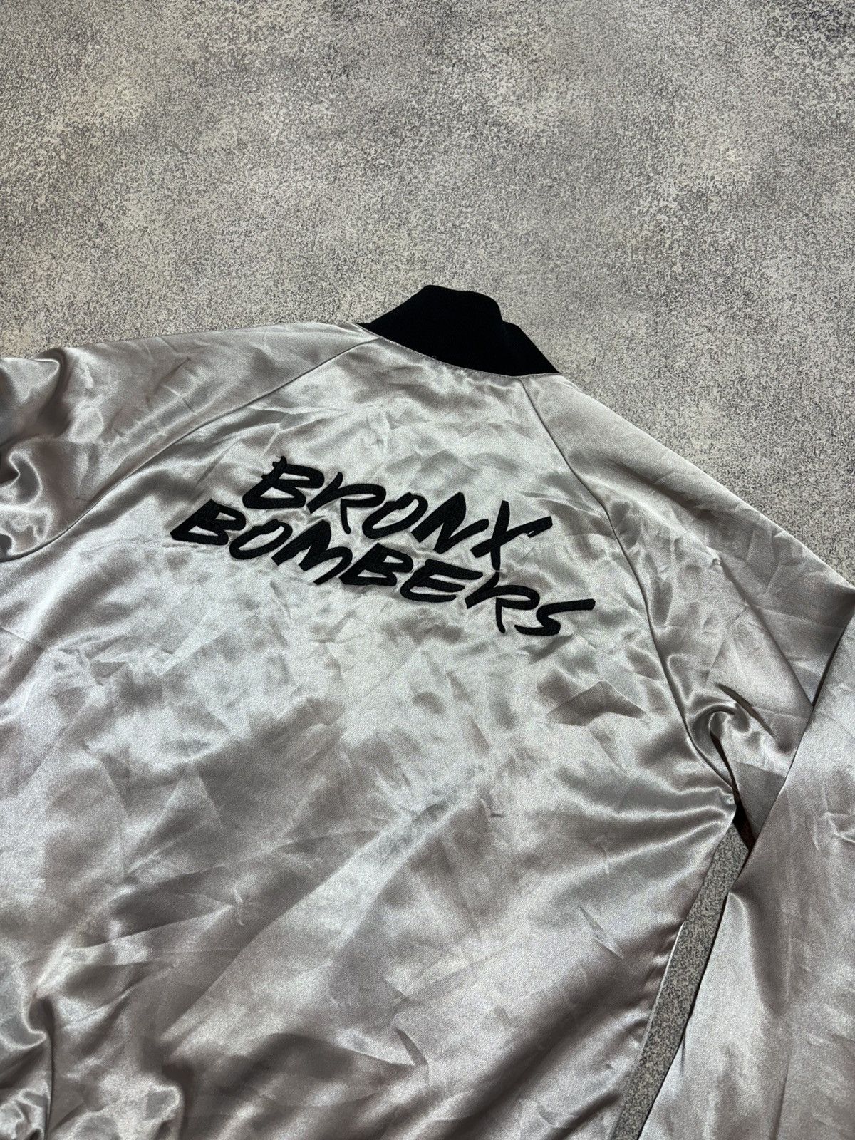 Vintage New York Yankees Nike Bronx Bomber Jacket L Size US L / EU 52-54 / 3 - 10 Thumbnail