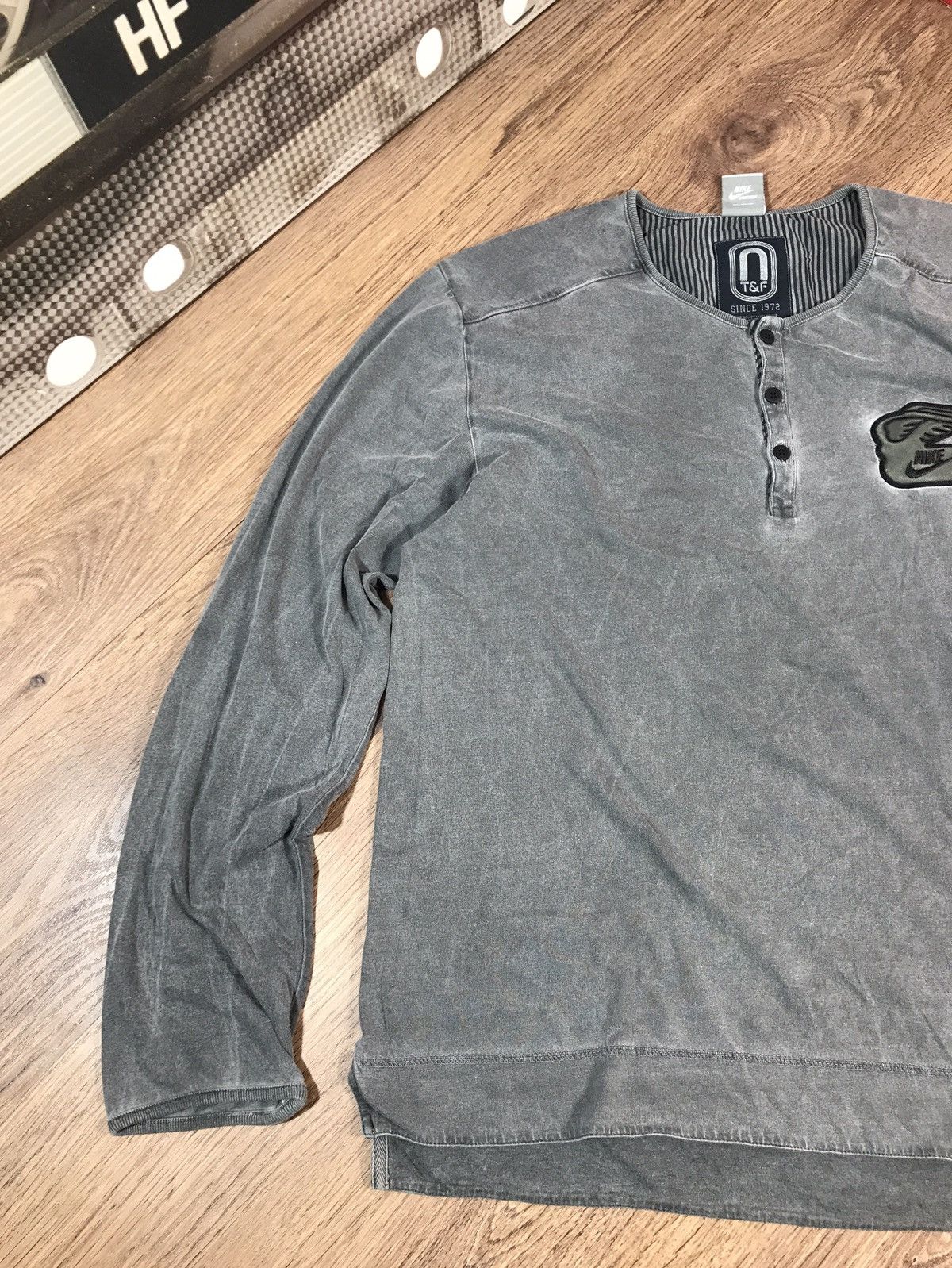 Nike × Vintage Nike Vintage Sweatshirt Rare Size US XL / EU 56 / 4 - 2 Thumbnail