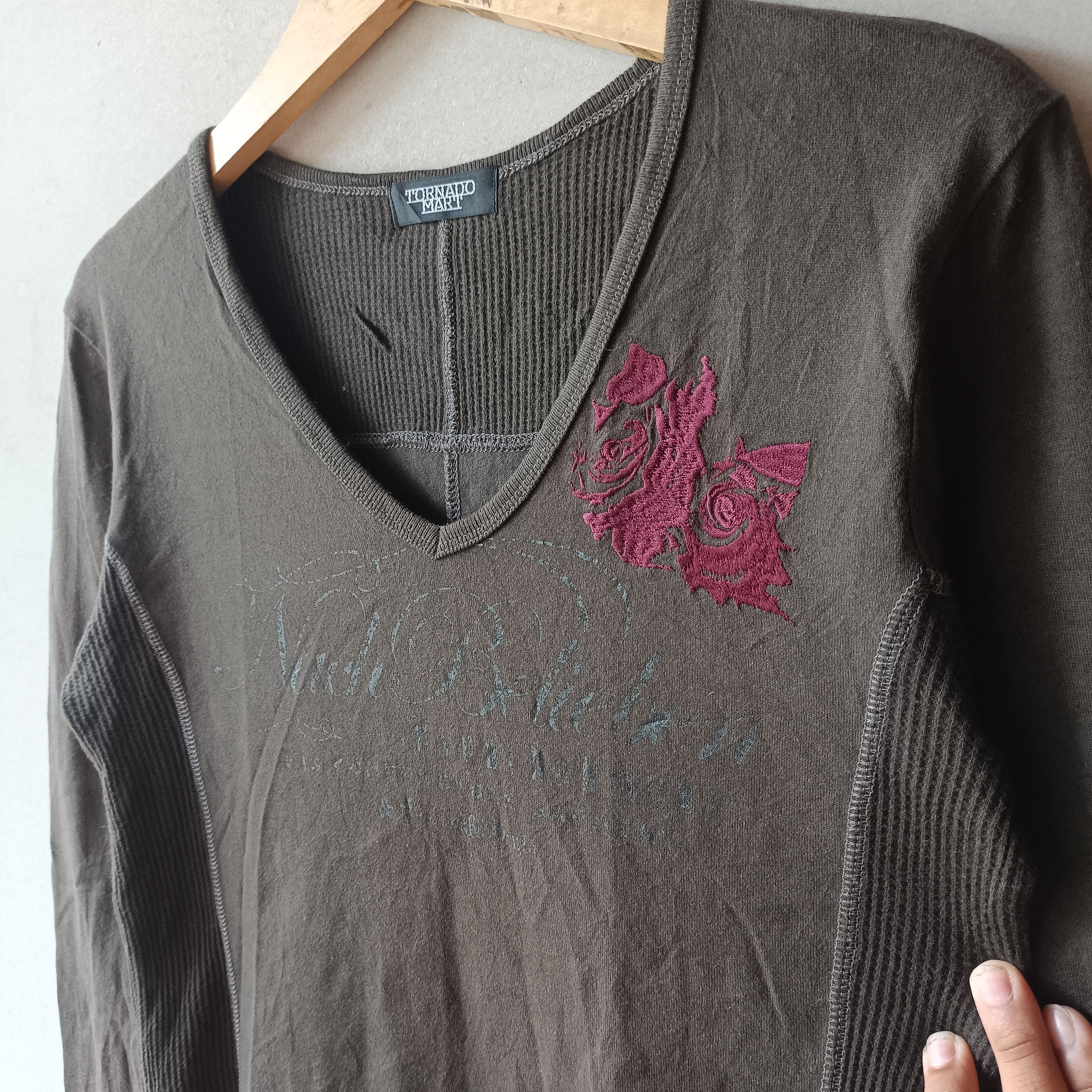 Tornado Mart 2000s Tornado Mart - vneck grunge ls tee Size US M / EU 48-50 / 2 - 2 Thumbnail