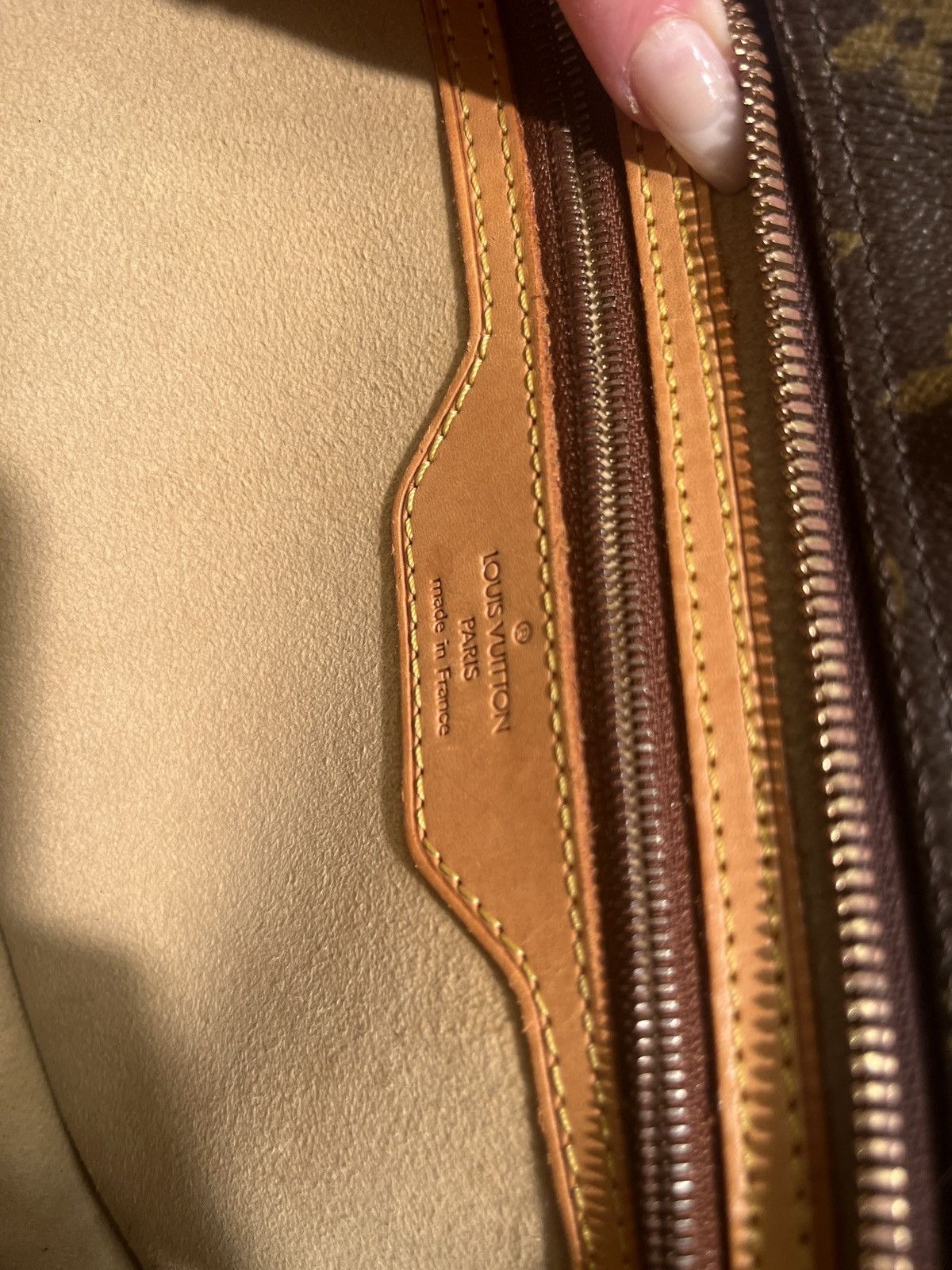 Louis Vuitton Louis Vuitton Monogram Cite GM large shoulder bag, EUC! Size ONE SIZE - 17 Thumbnail