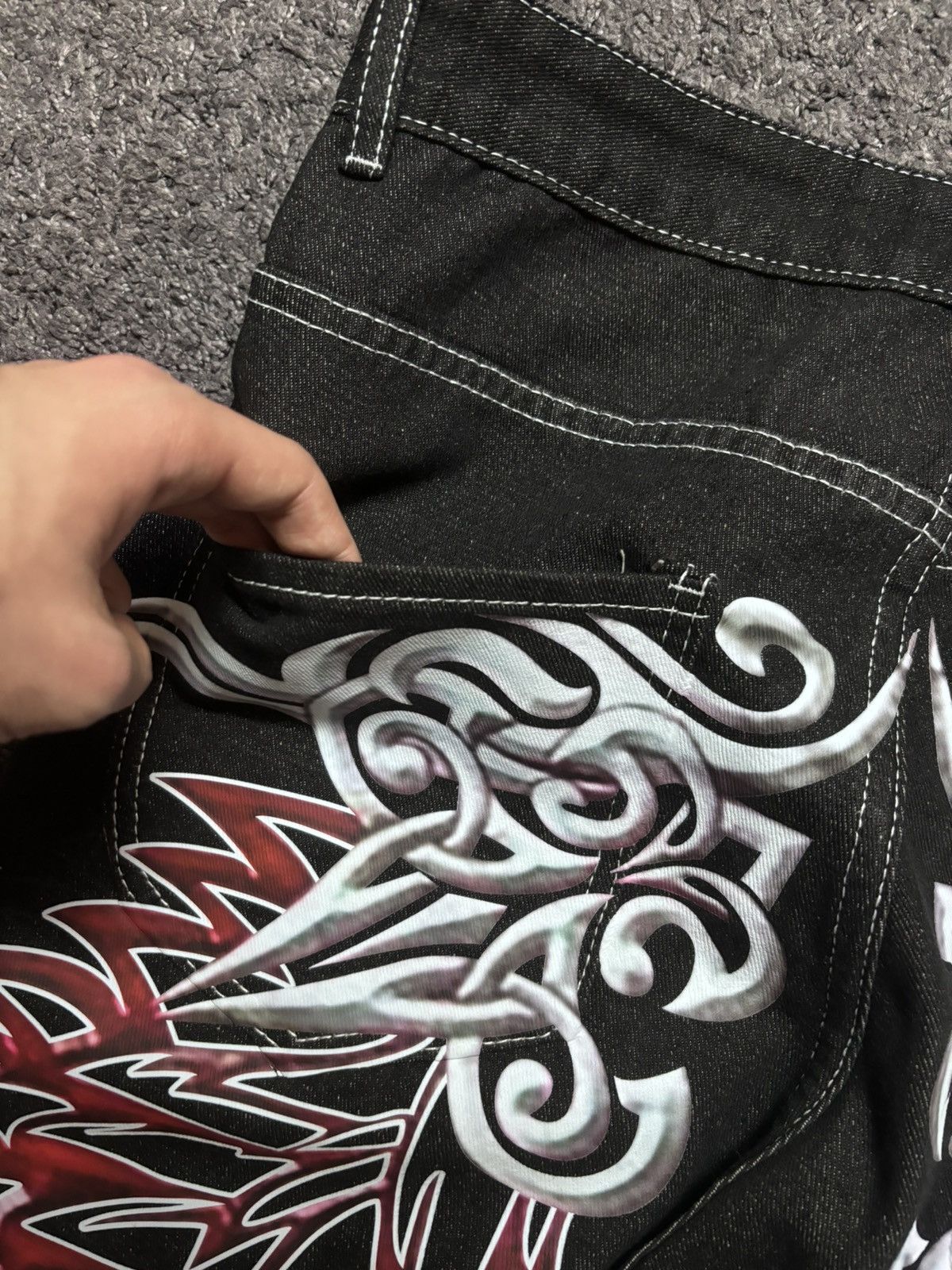 Jean × Vintage Vintage rare tribal angel wings cross red black baggy jeans Size US 33 - 10 Thumbnail