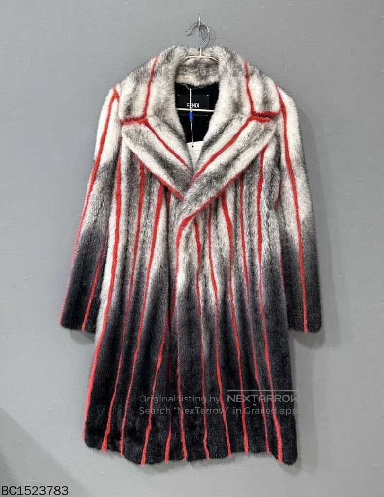 Fendi Fendi Red-lined gradient mink fur coat Size S / US 4 / IT 40 - 2 Thumbnail