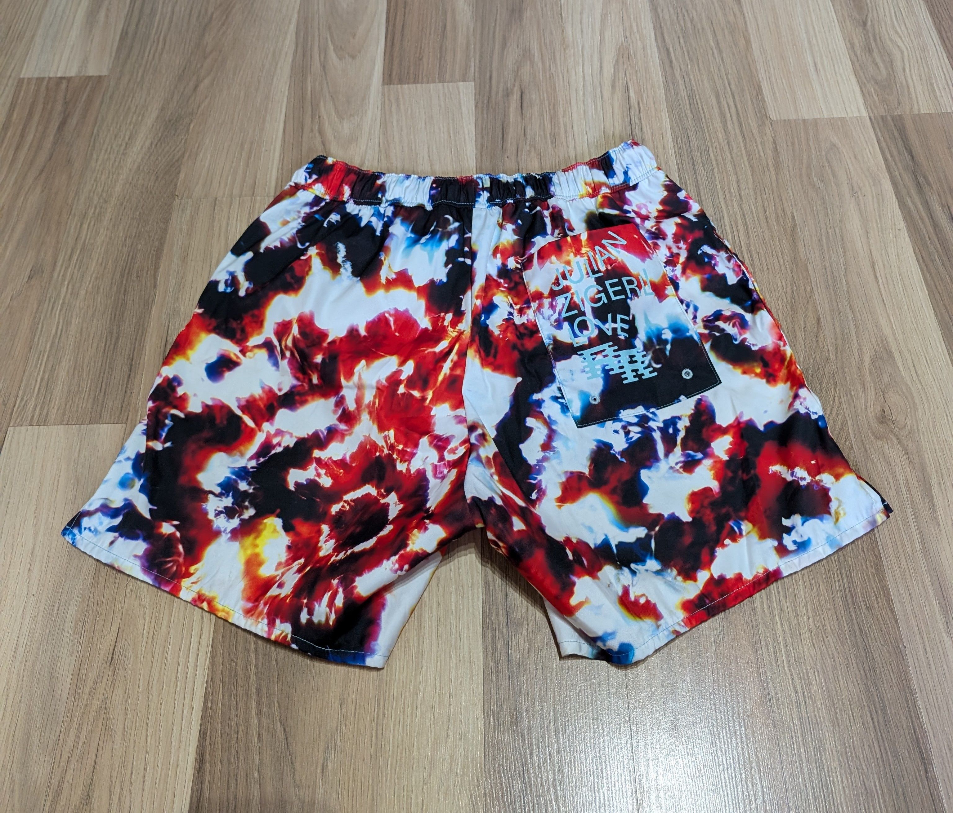 Designer × Julian Zigerli Mens Julian Zigerli Swim Shorts Size XS Archive print Size US 28 / EU 44 - 4 Thumbnail