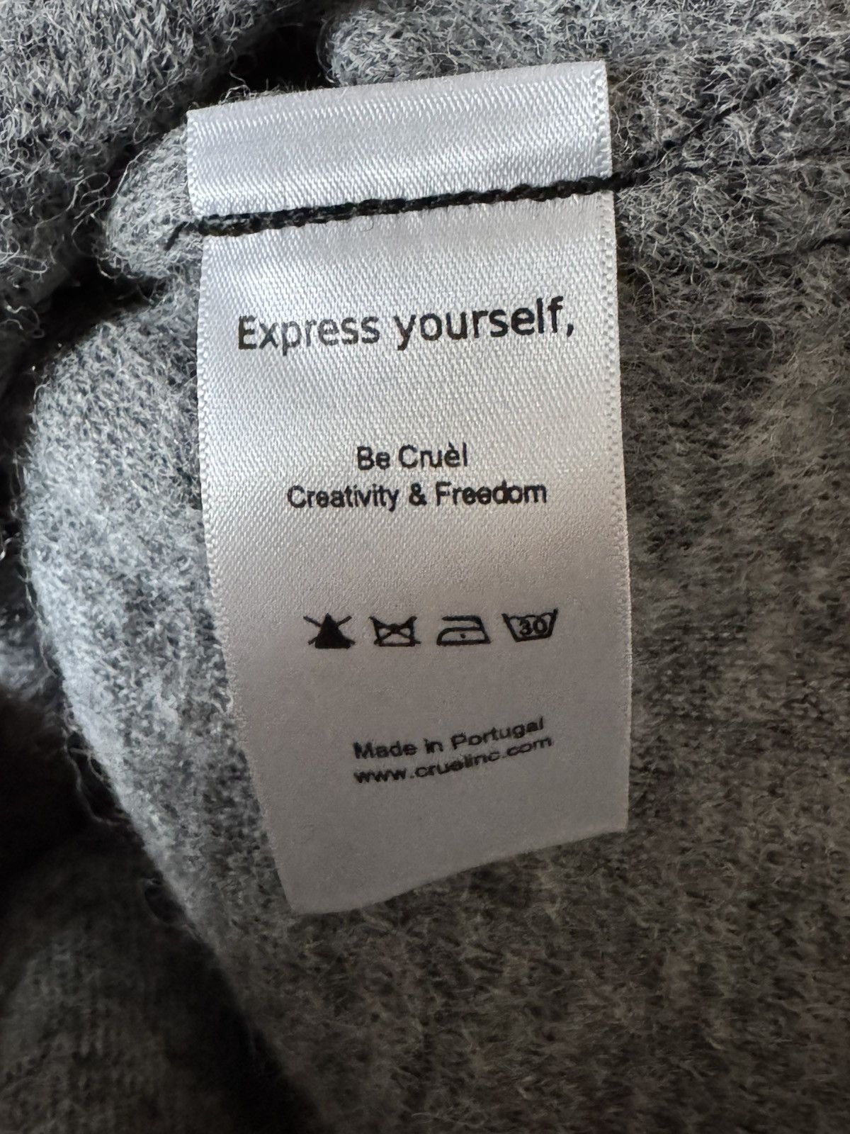 Other Cruel Romarada Wool-Boucle Cropped TurtleNeck (New/ Unworn) Size US M / EU 48-50 / 2 - 4 Thumbnail